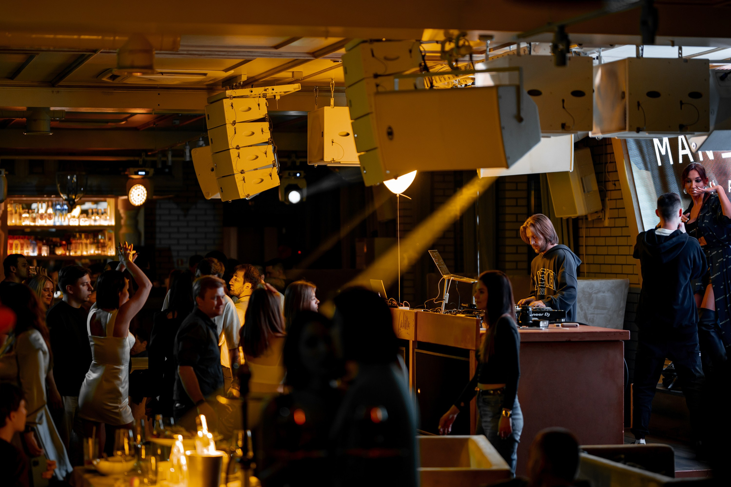 MANEKEN Night в La Villa. Главная