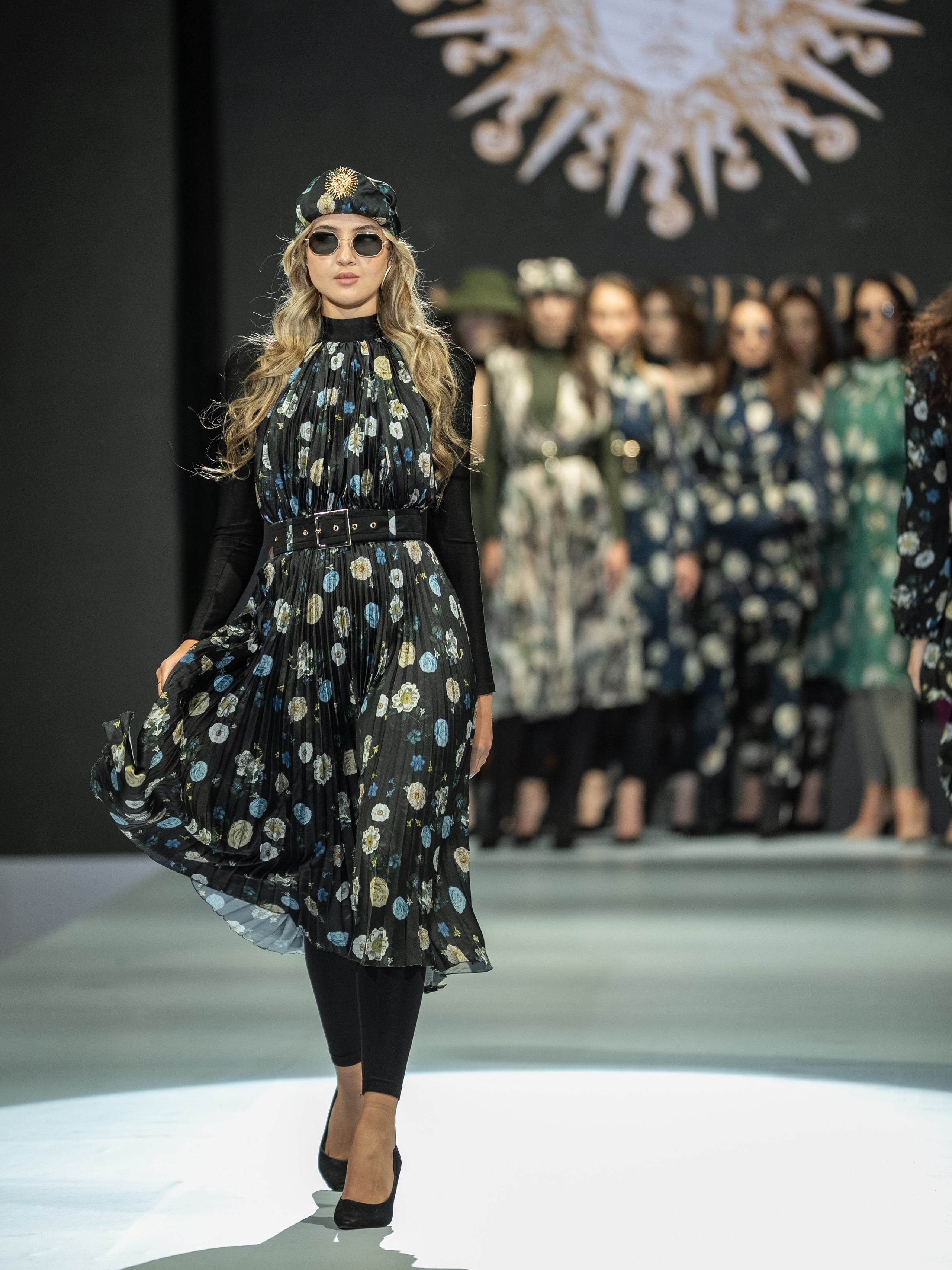 EURASIAN FASHION WEEK Sun Sergio. Сайт Алматинского НЮ АРТ, будуар и фэшн фотографа Дениса Карпенко