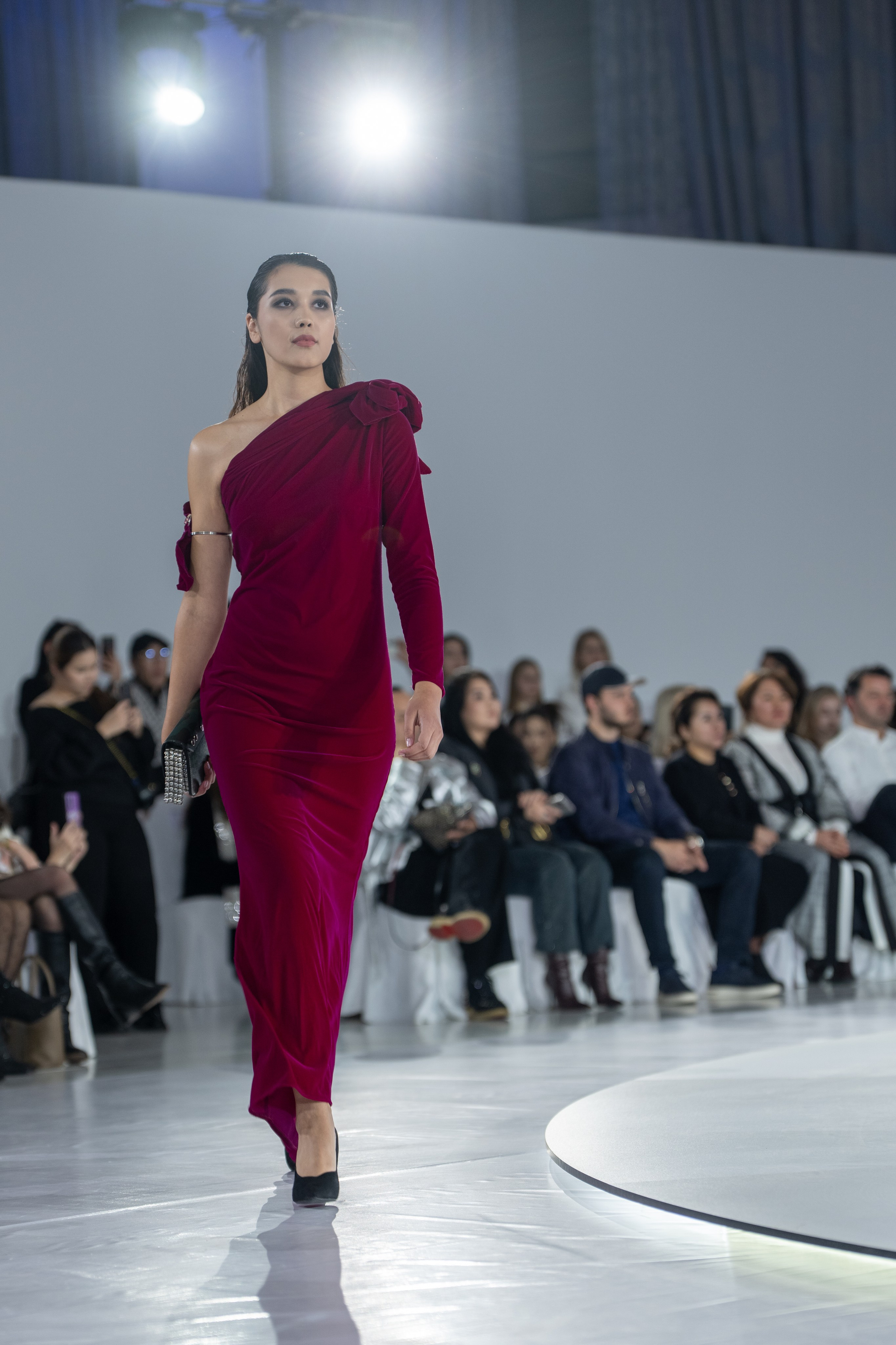 Brand TinAtin Magalashvilu. Сайт Алматинского НЮ АРТ, будуар и фэшн фотографа Дениса Карпенко