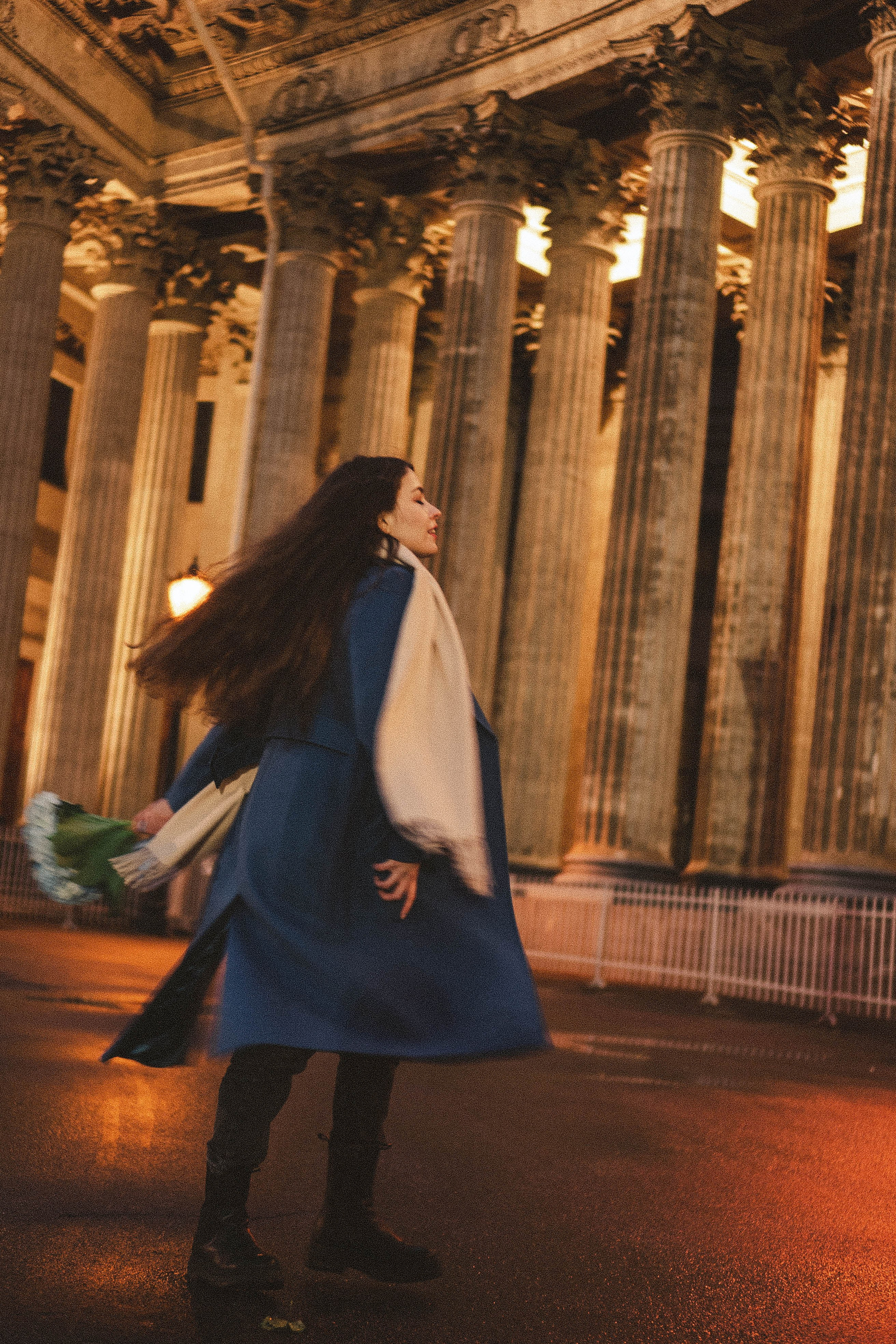 Прогулочная фотосессия по центру. Профессиональный фотограф, Санкт-Петербург — Виктория Богомолова