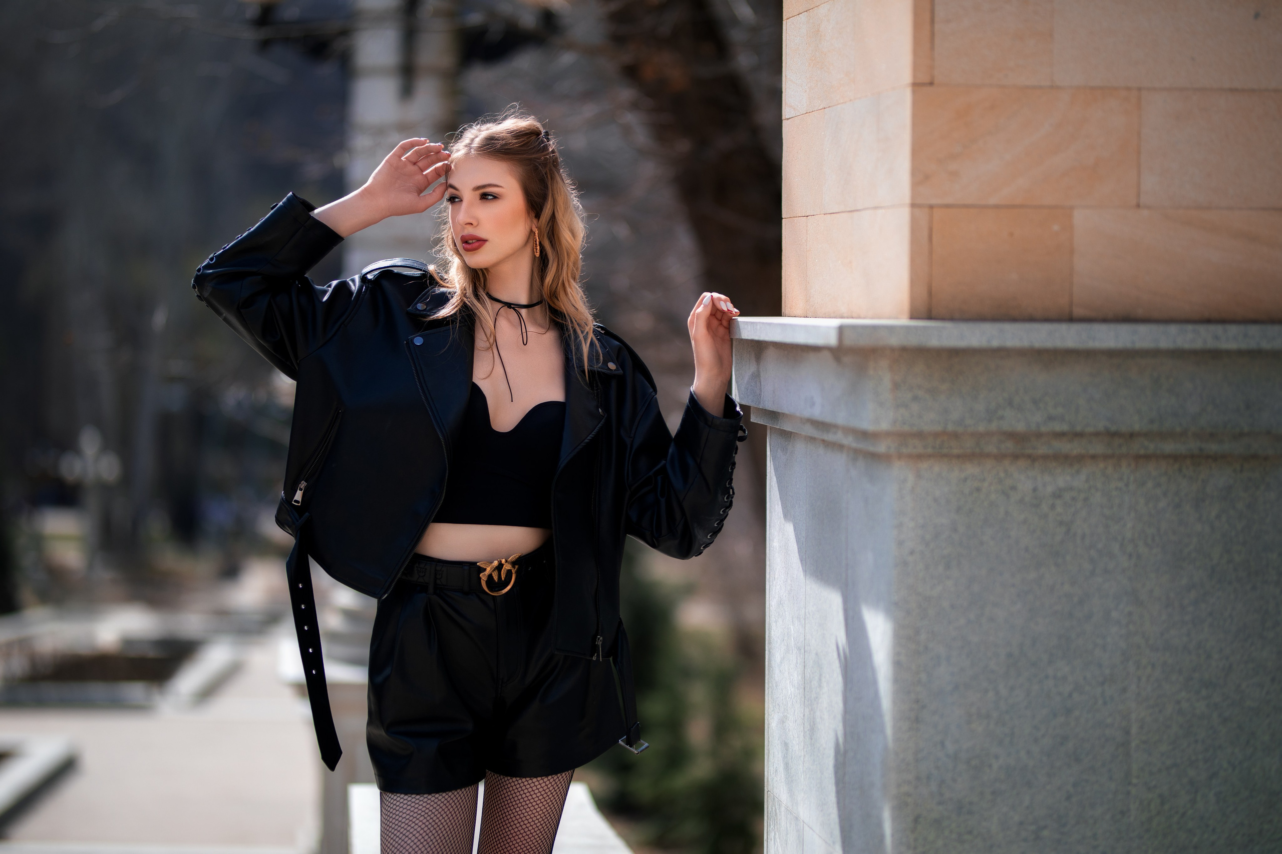 Фотосет с Ксенией на крыше высотного здания в формате для «себя»