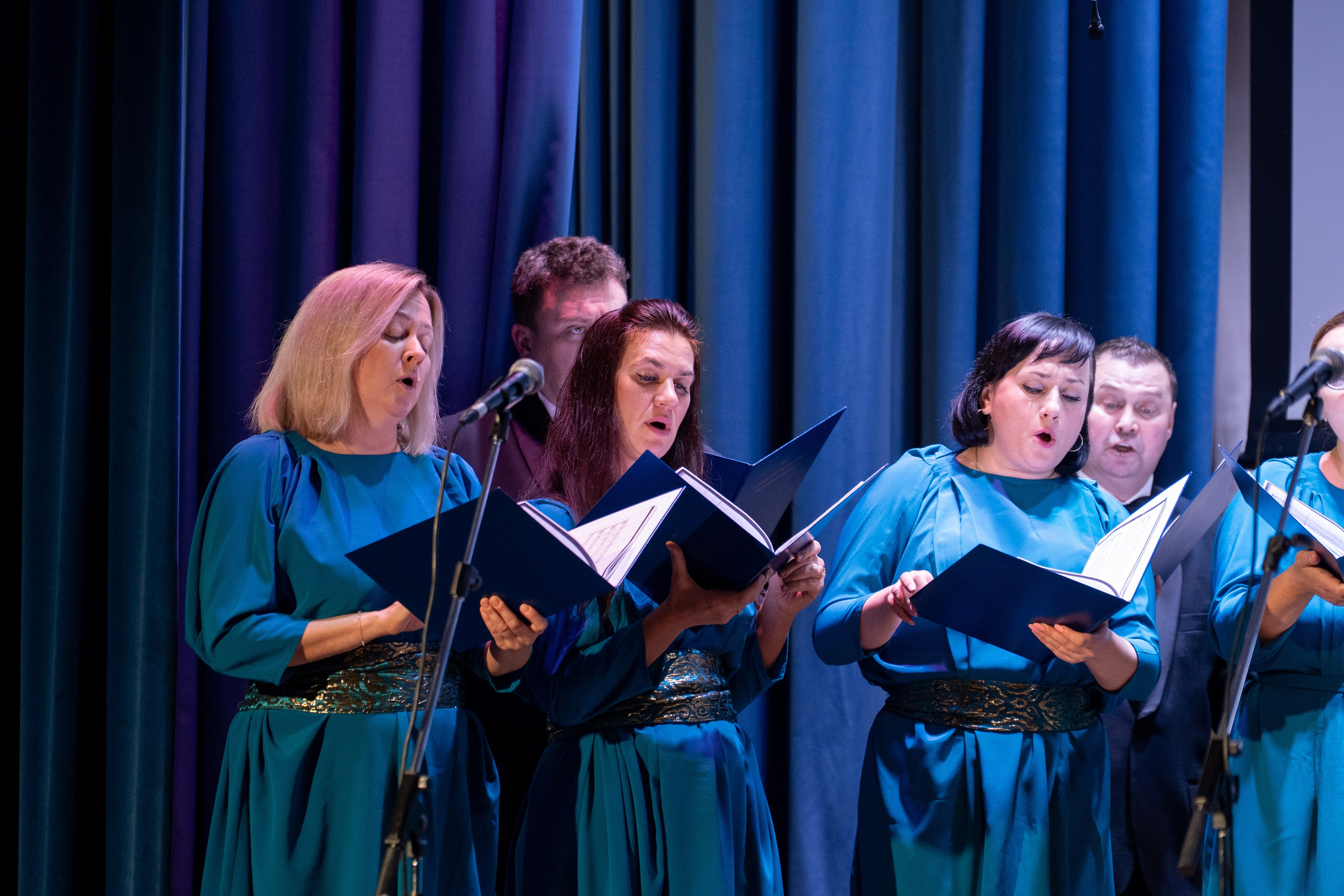 Праздничный концерт в честь 265 летия освящения нижнего храма собора во имя Святителя и Чудотворца Николая. НИКОЛО-БОГОЯВЛЕНСКИЙ МОРСКОЙ СОБОР