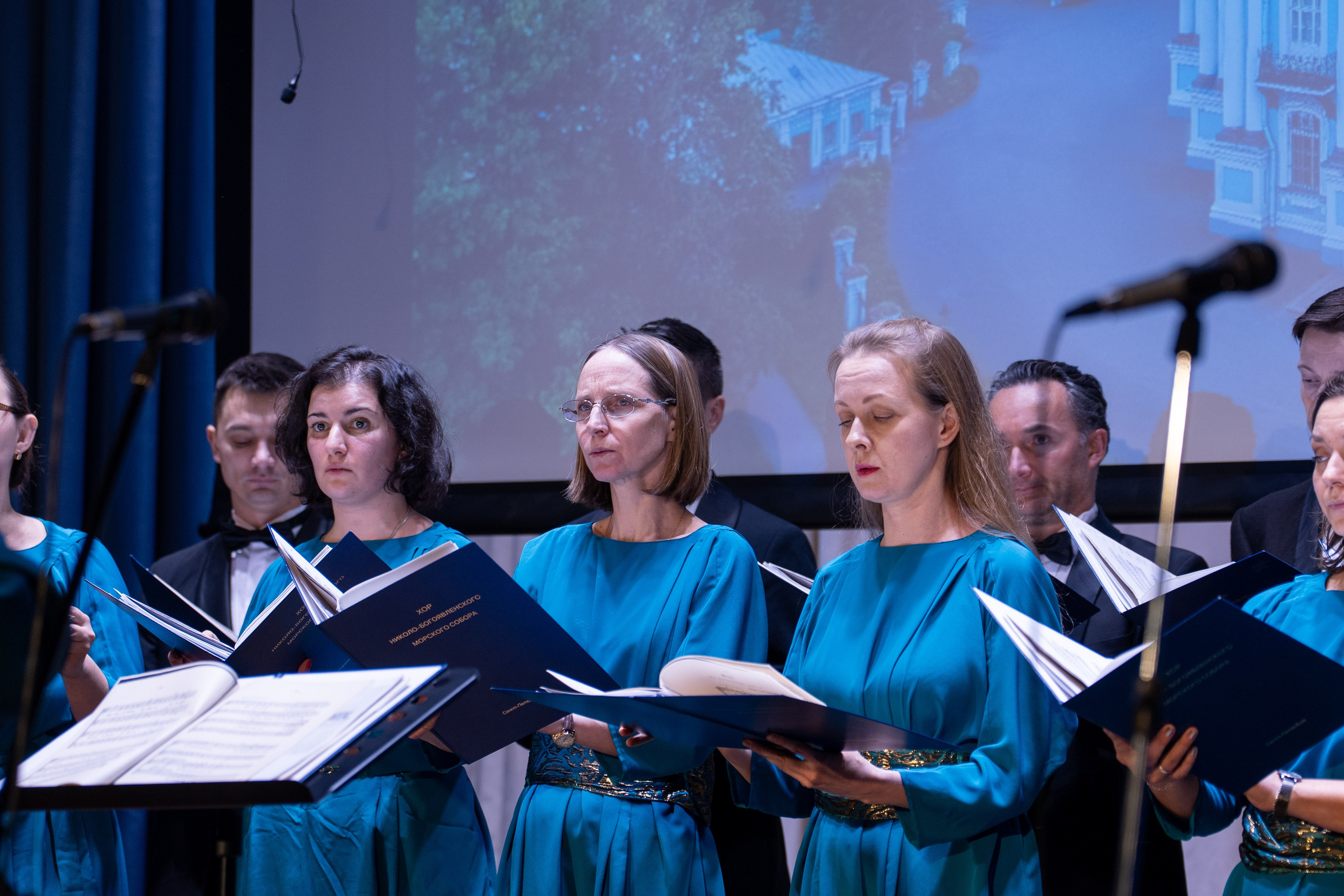 Праздничный концерт в честь 265 летия освящения нижнего храма собора во имя Святителя и Чудотворца Николая. НИКОЛО-БОГОЯВЛЕНСКИЙ МОРСКОЙ СОБОР