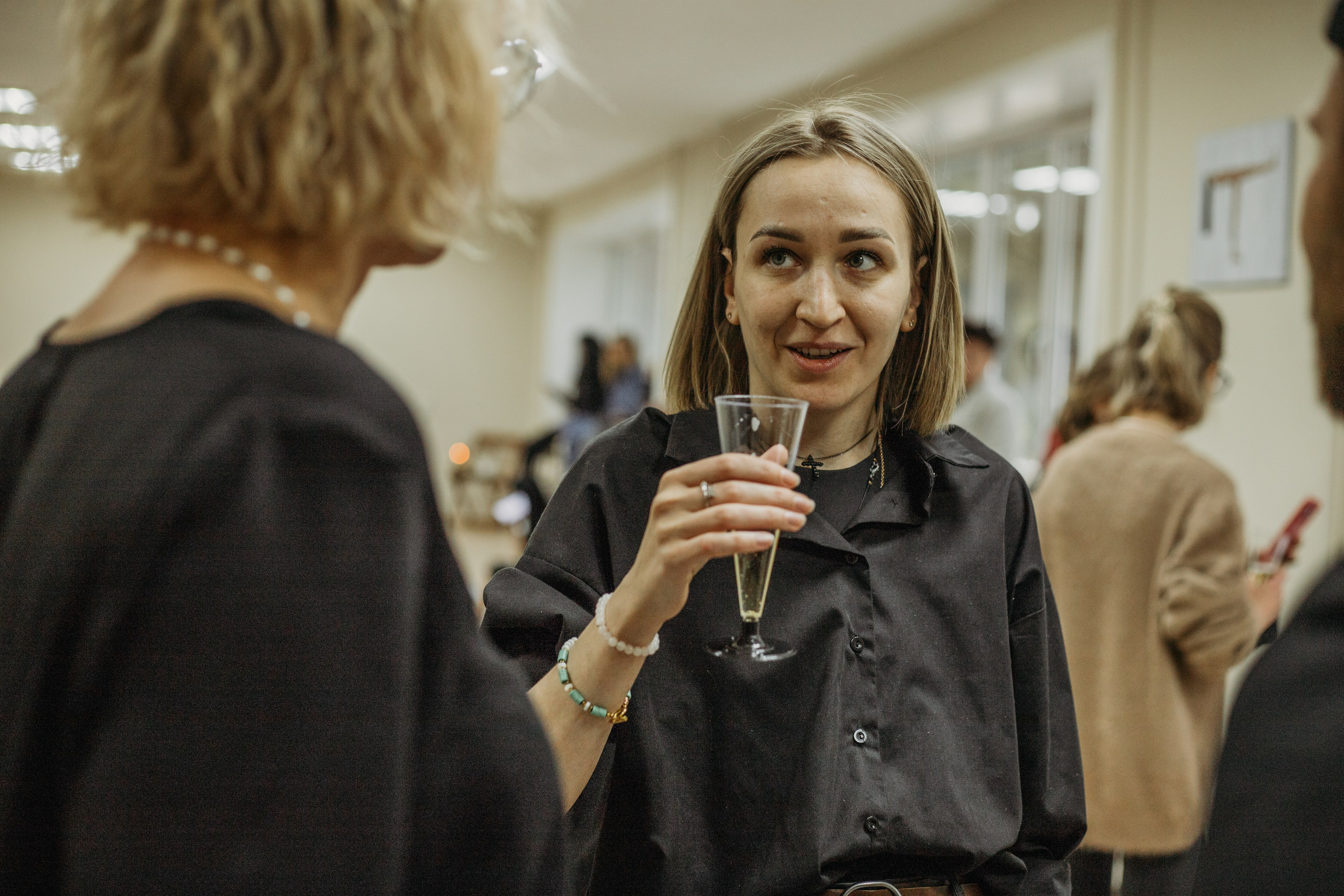 Презентация газеты «Глубокий смысл». Венера Гайн. Репортажный фотограф  Тюмень. Обучение фотографии с 0