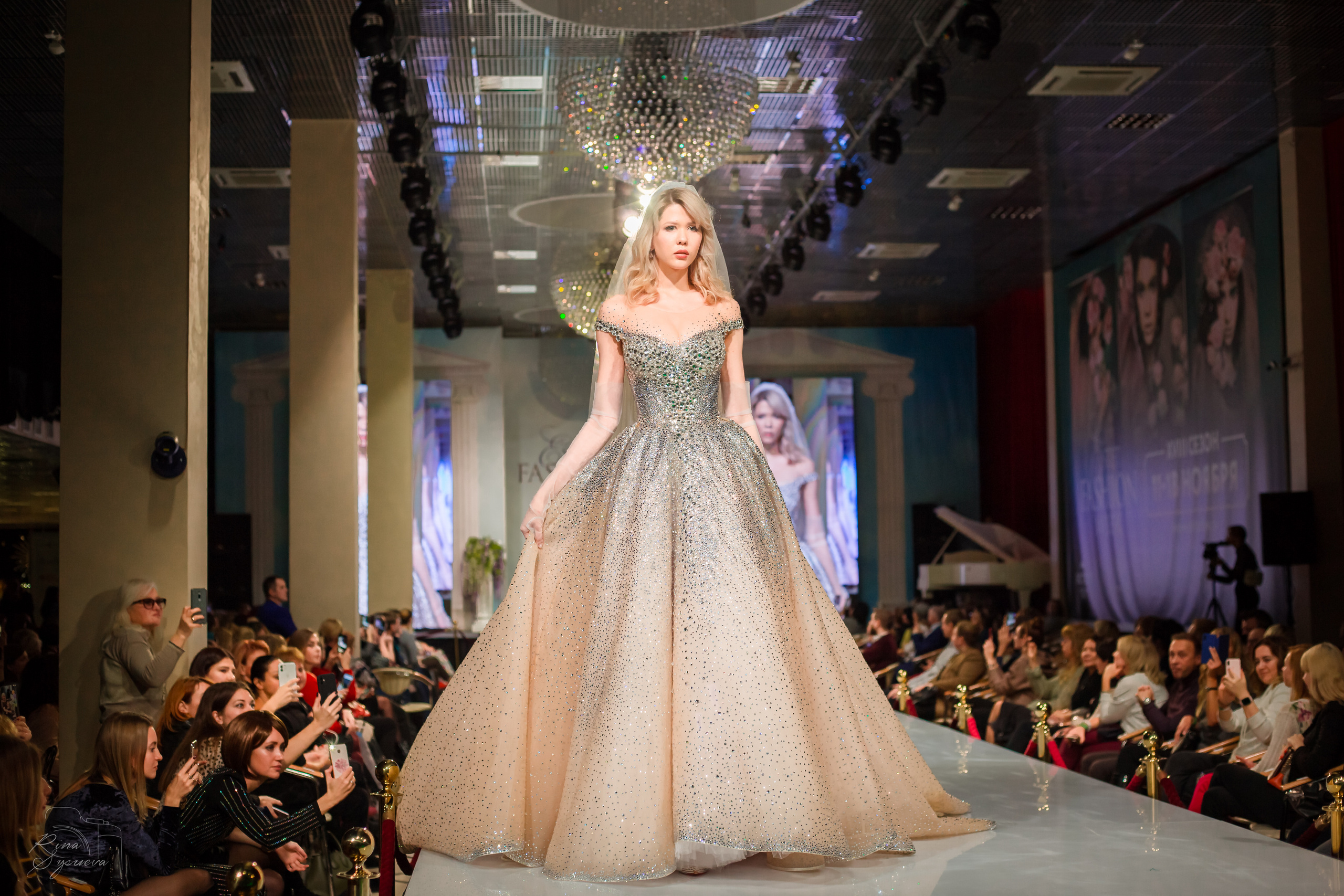 Публикации в журналах мод. Бренд‑фотограф в Москве | Rina _Sphoto — личный и бизнес‑контент