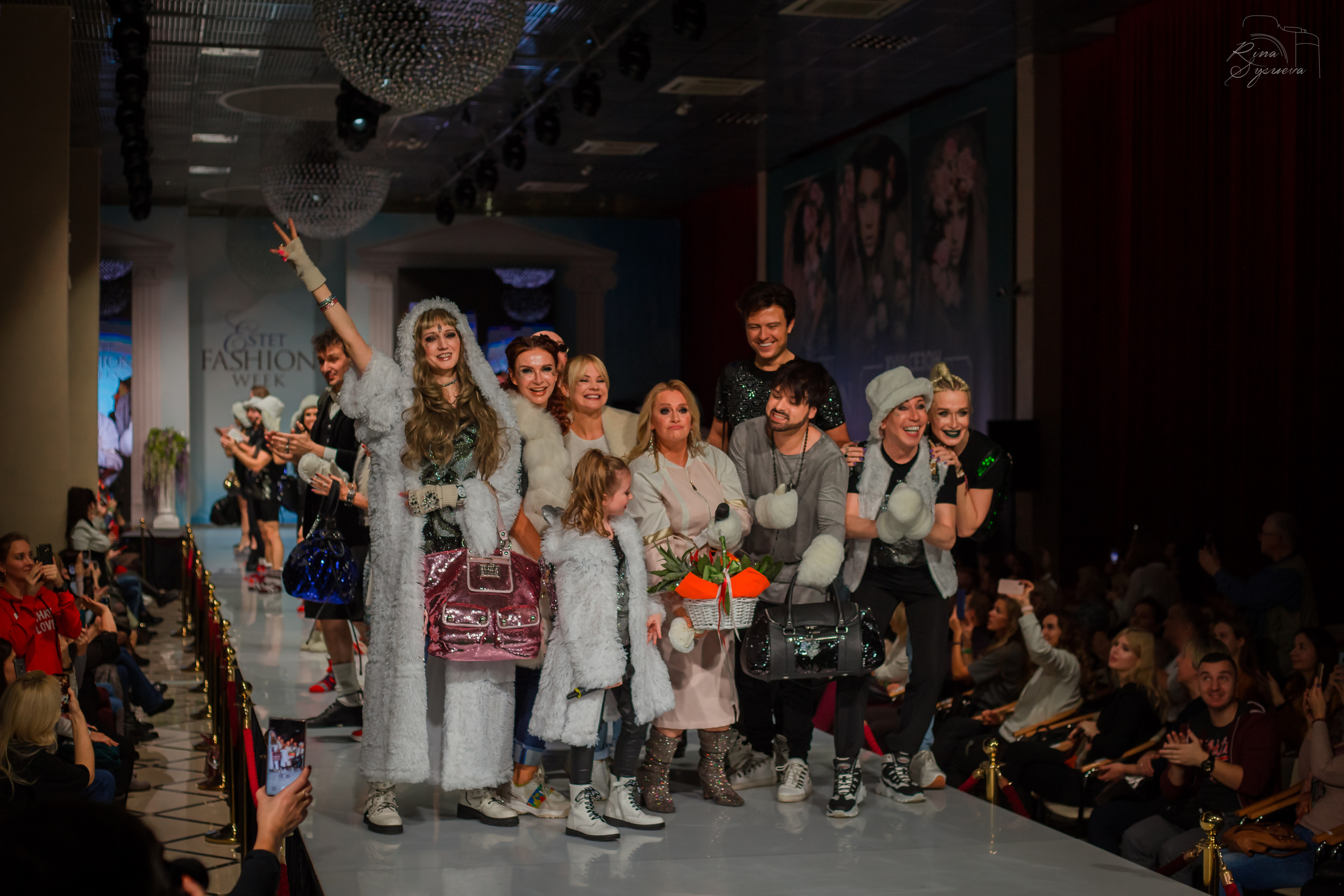 Публикации в журналах мод. Бренд‑фотограф в Москве | Rina _Sphoto — личный и бизнес‑контент