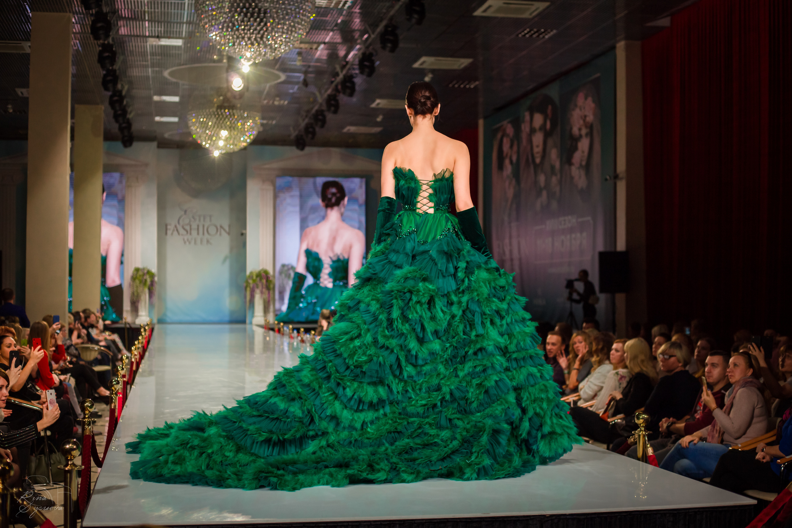 Публикации в журналах мод. Бренд‑фотограф в Москве | Rina _Sphoto — личный и бизнес‑контент