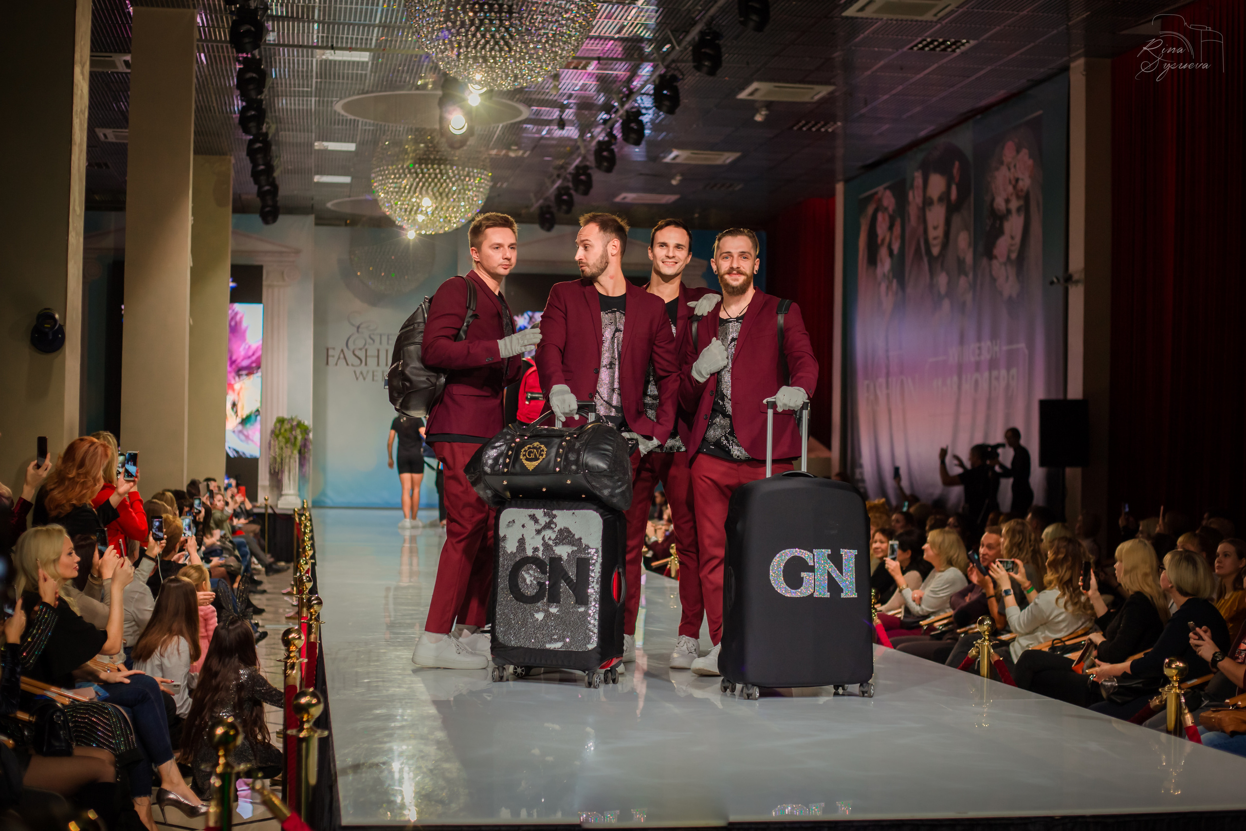 Публикации в журналах мод. Бренд‑фотограф в Москве | Rina _Sphoto — личный и бизнес‑контент