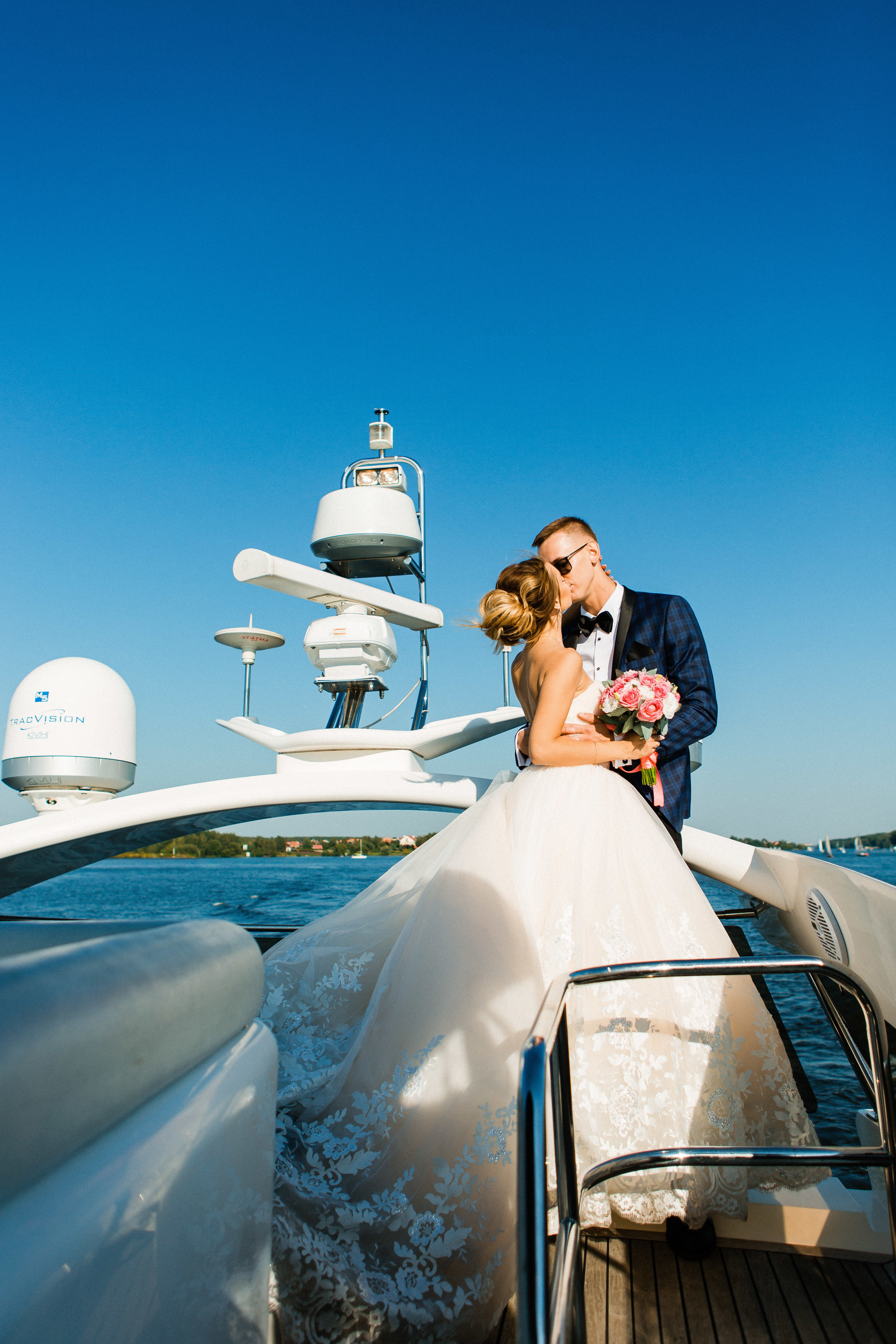 Татьяна и Сергей. Яхт-клуб «Адмирал». Видеосъемка свадеб. Видеооператор на свадьбу в Москве