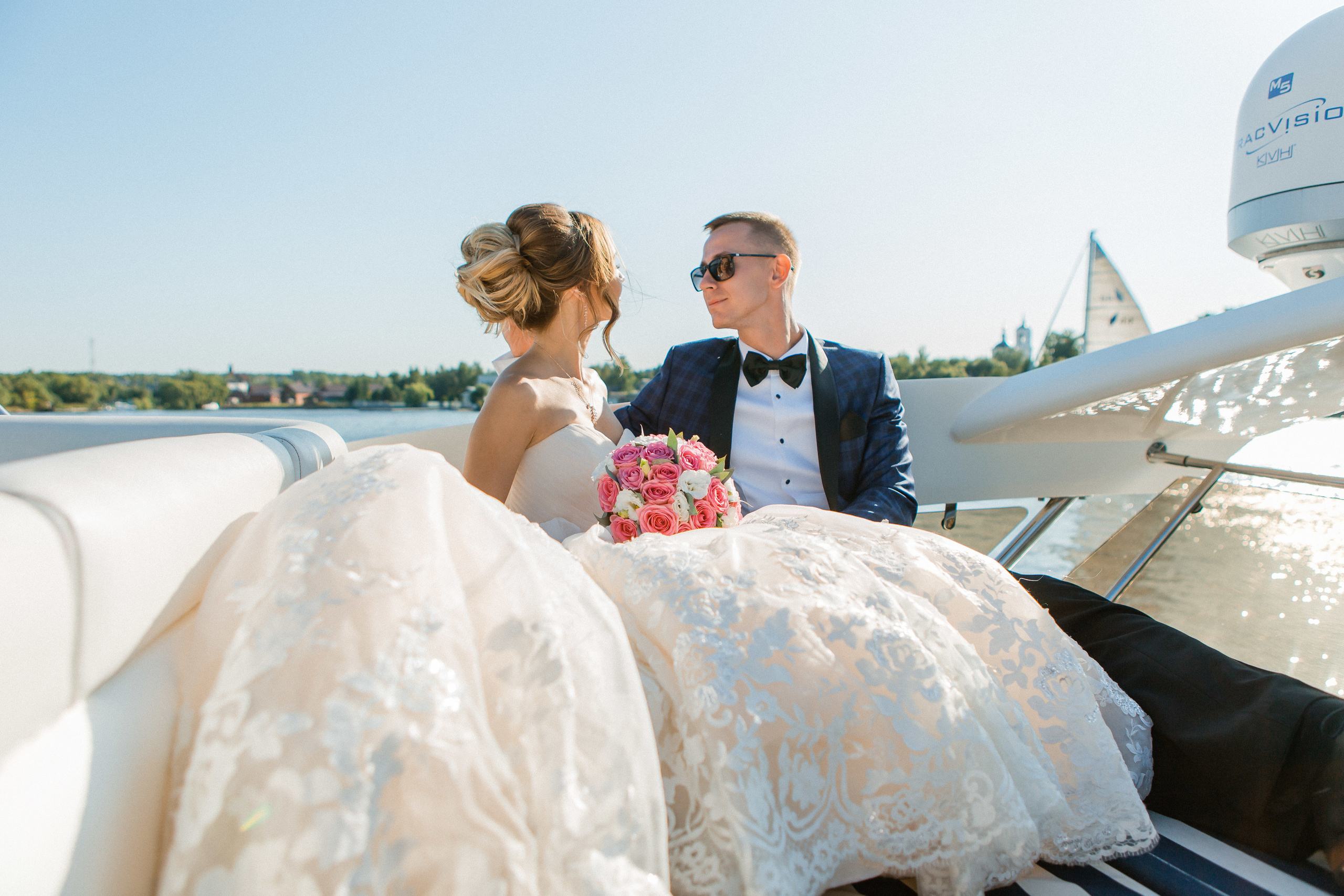 Татьяна и Сергей. Яхт-клуб «Адмирал». Видеосъемка свадеб. Видеооператор на свадьбу в Москве