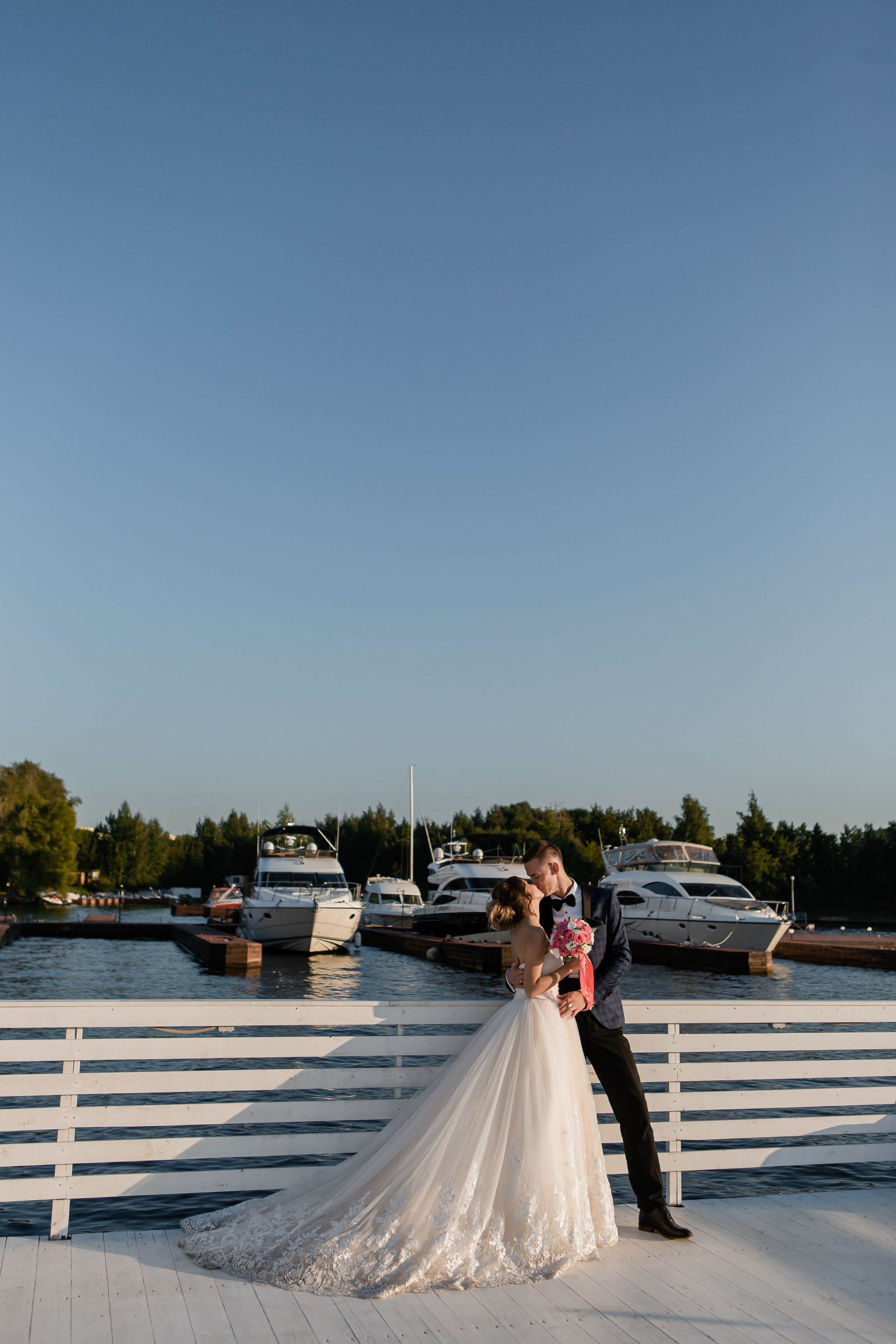 Татьяна и Сергей. Яхт-клуб «Адмирал». Видеосъемка свадеб. Видеооператор на свадьбу в Москве