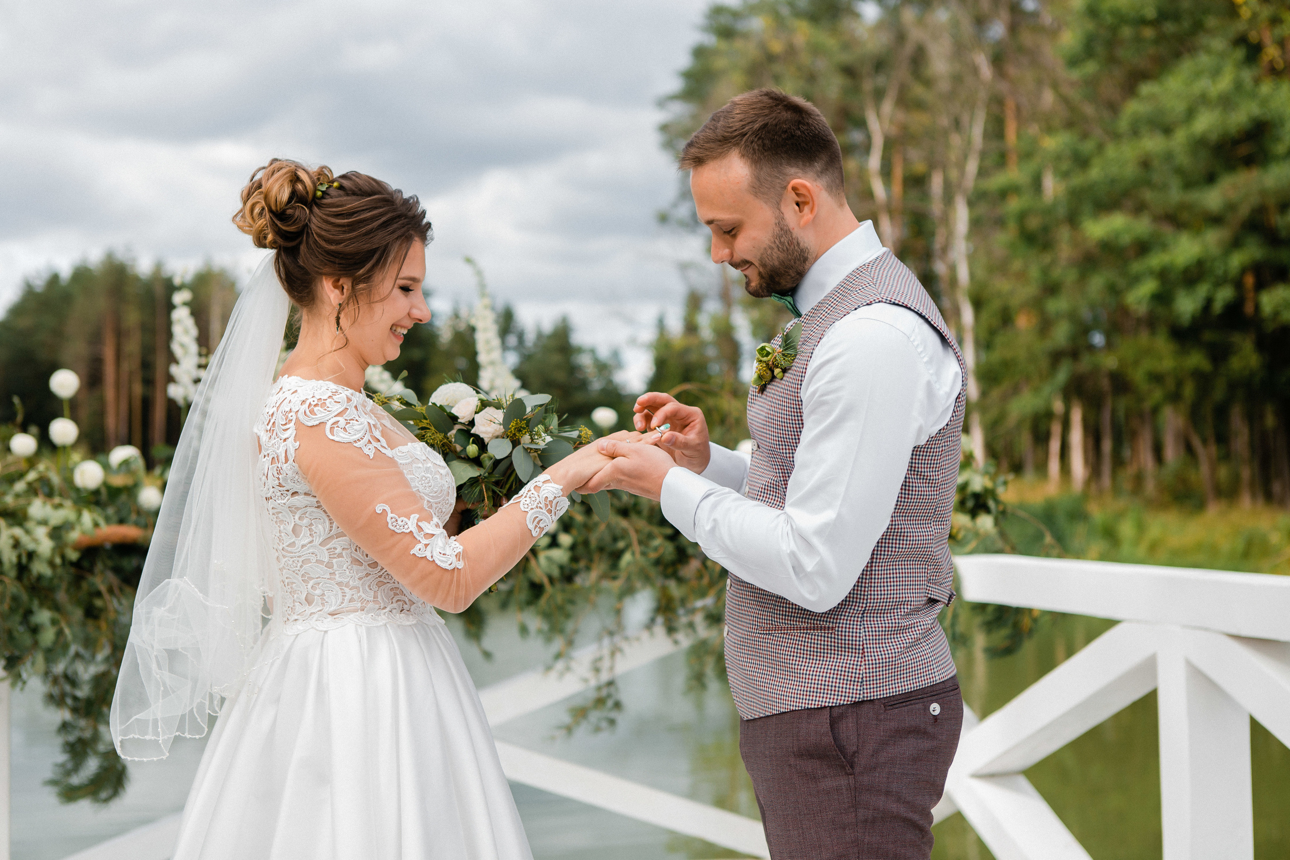 Анастасия и Федор. Усадьба «Домик у озера». Видеосъемка свадеб. Видеооператор на свадьбу в Москве