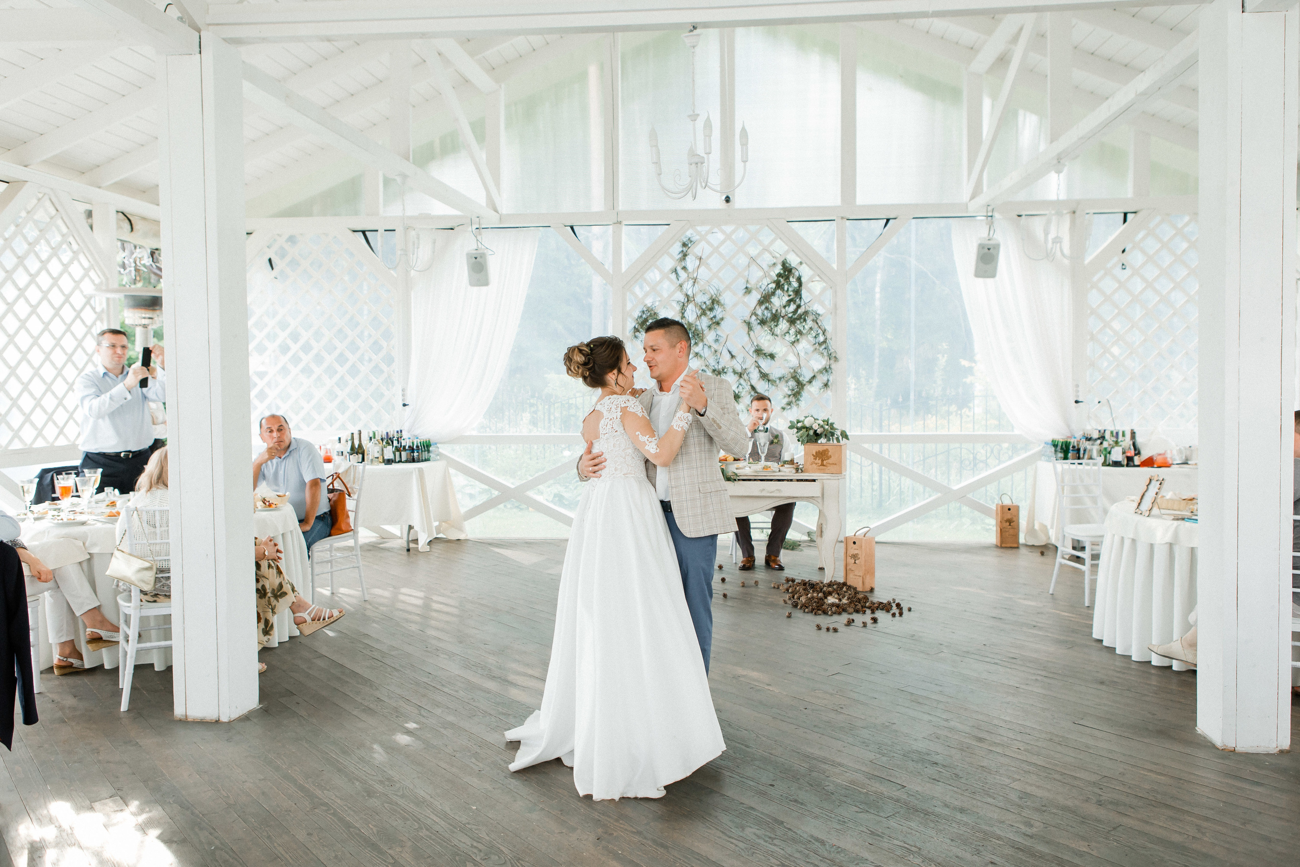 Анастасия и Федор. Усадьба «Домик у озера». Видеосъемка свадеб. Видеооператор на свадьбу в Москве