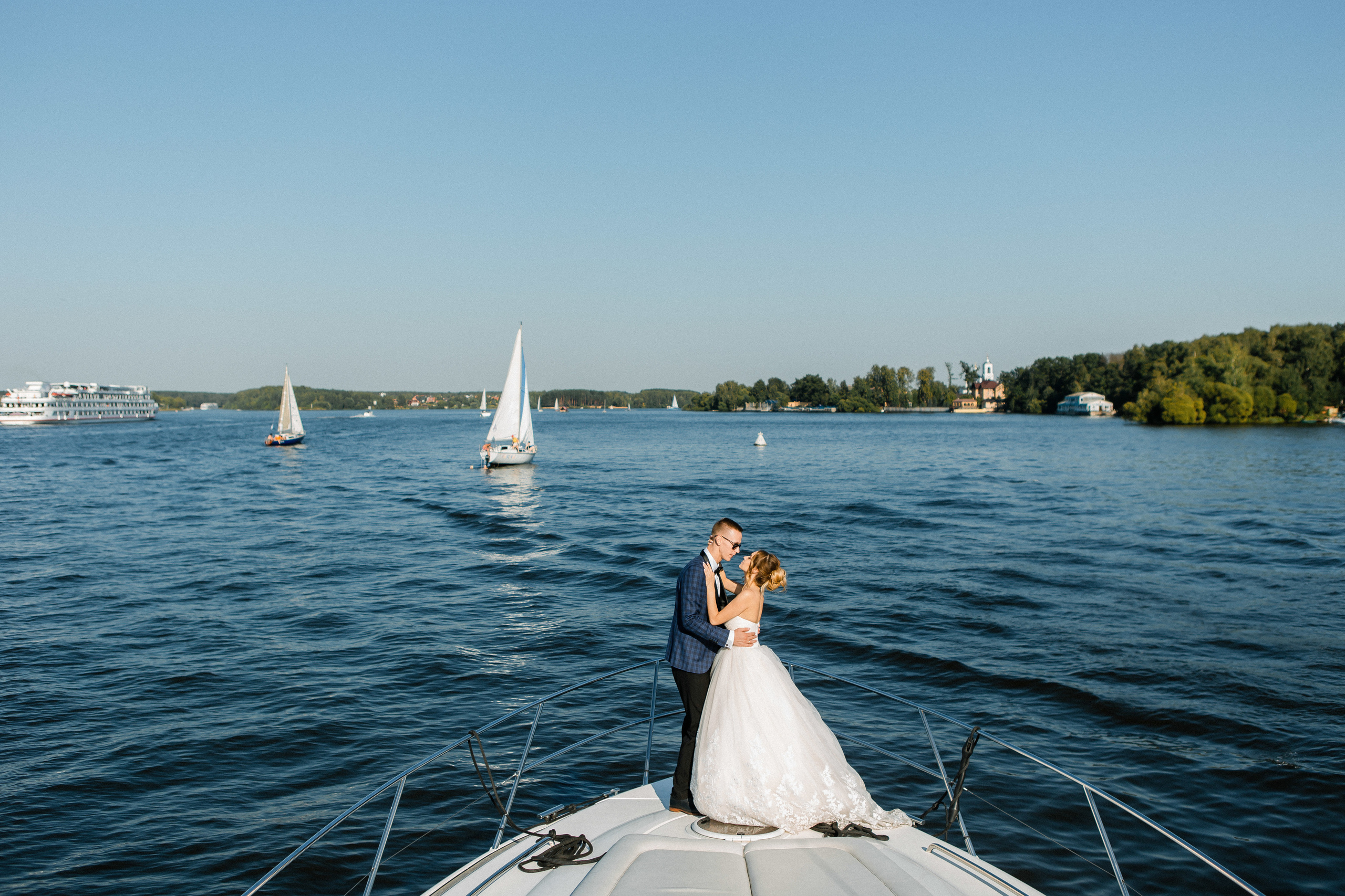 Татьяна и Сергей. Яхт-клуб «Адмирал». Видеосъемка свадеб. Видеооператор на свадьбу в Москве