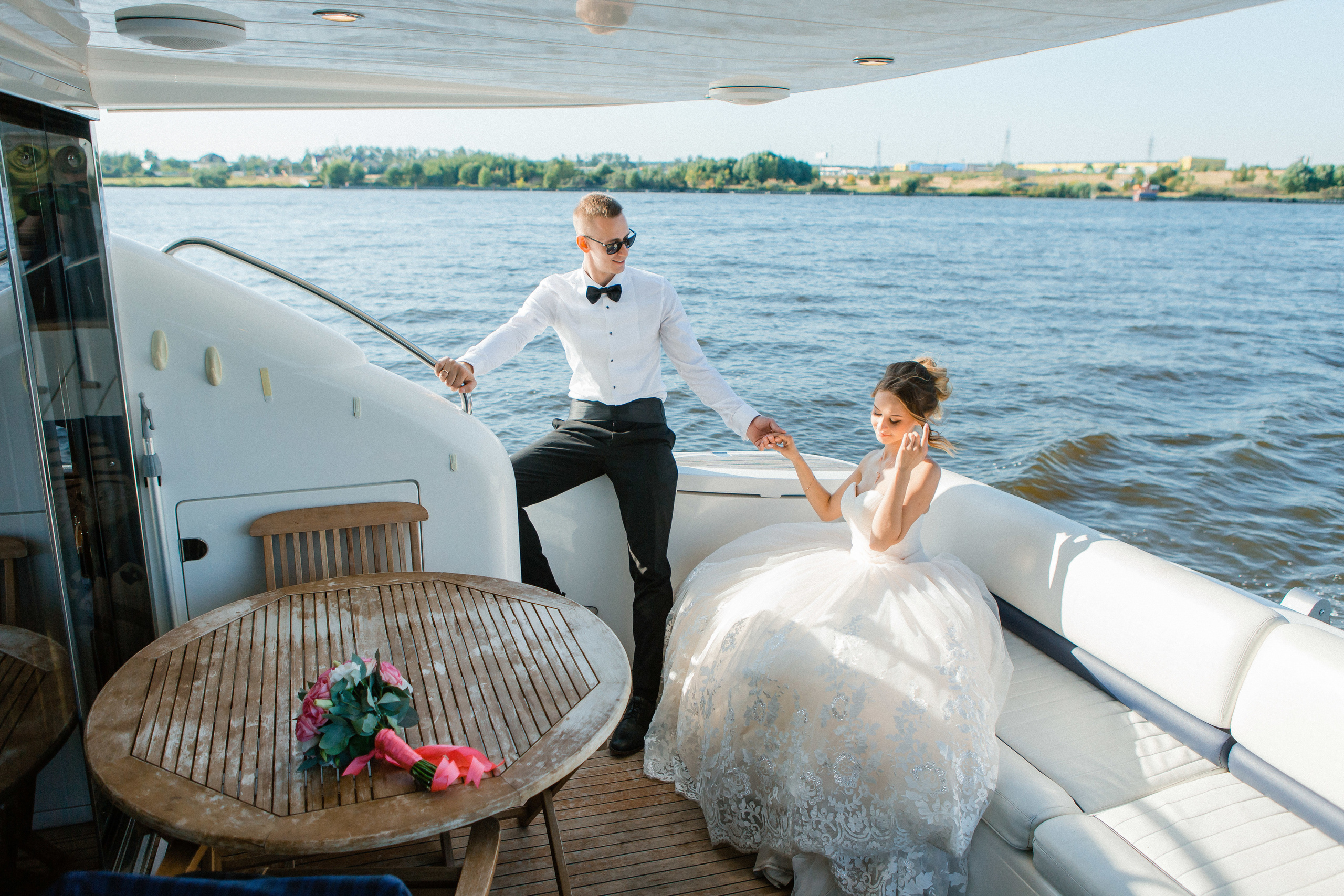 Татьяна и Сергей. Яхт-клуб «Адмирал». Видеосъемка свадеб. Видеооператор на свадьбу в Москве