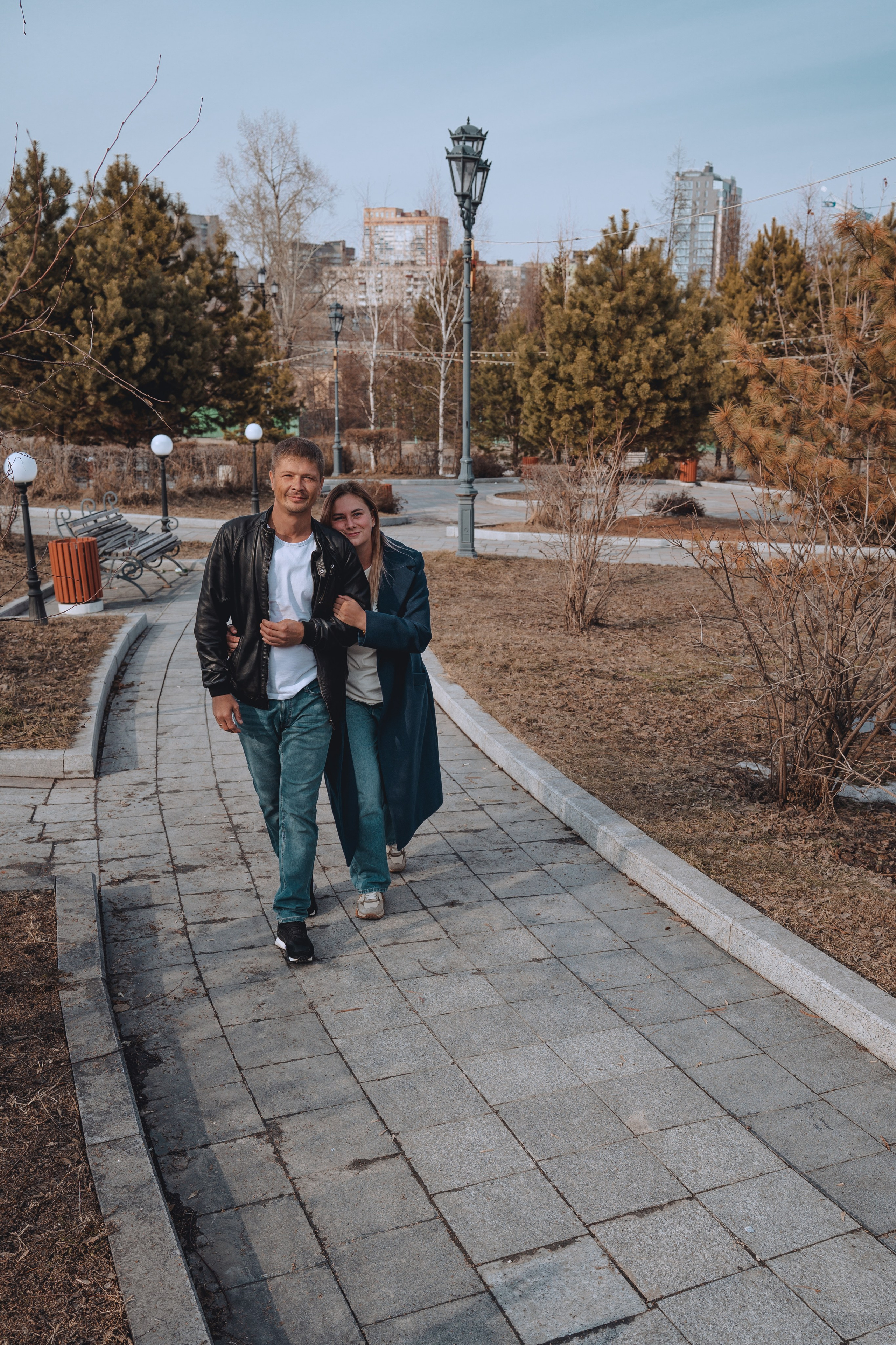 Артур и Елена прогулка. Фотограф Маргарита Слободянина в Хабаровске