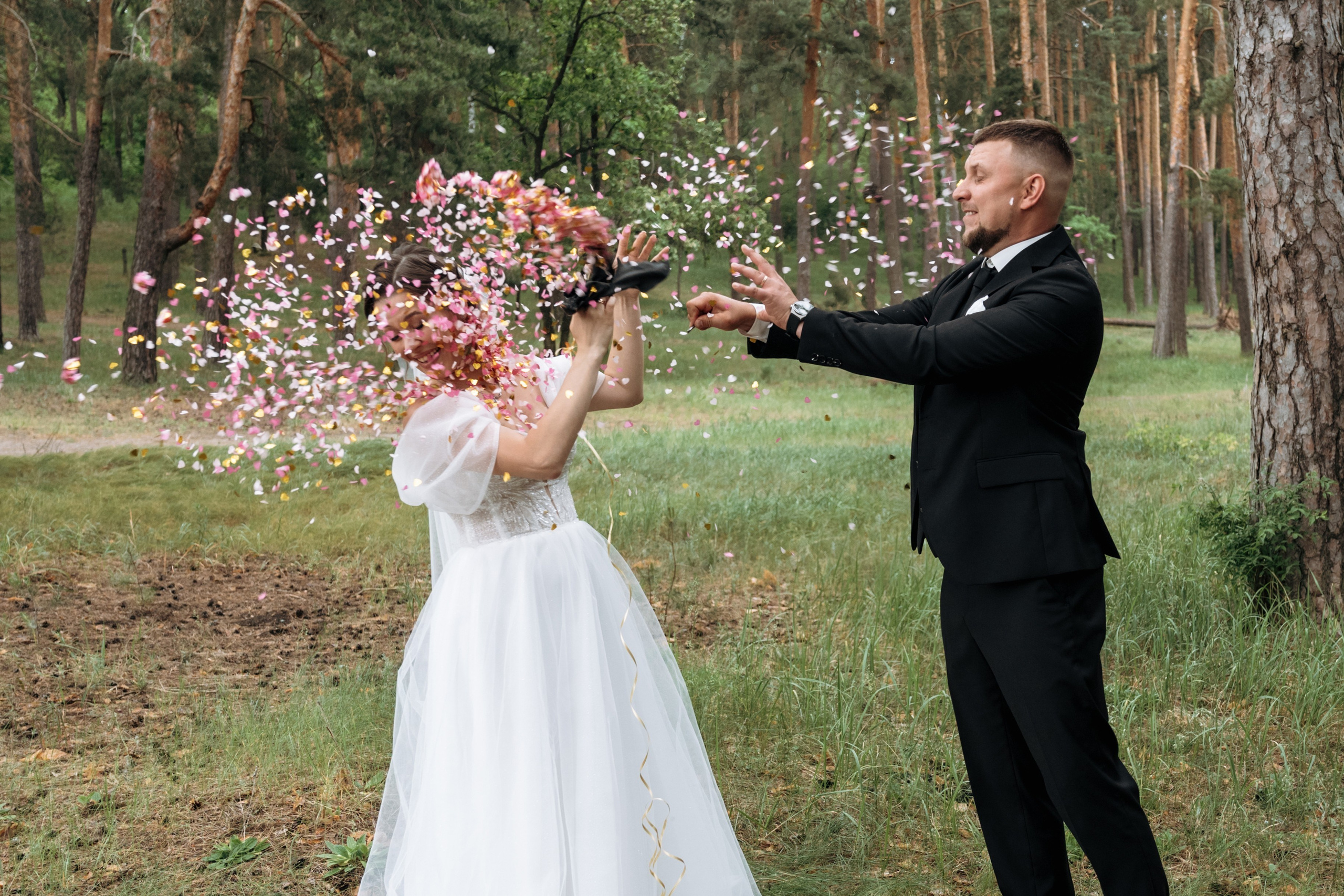 Свадебный день Яны и Максима, прогулка в лесу, Картинная галерея в Тамбове. Свадебный фотограф в Тамбове Павел Четвертков