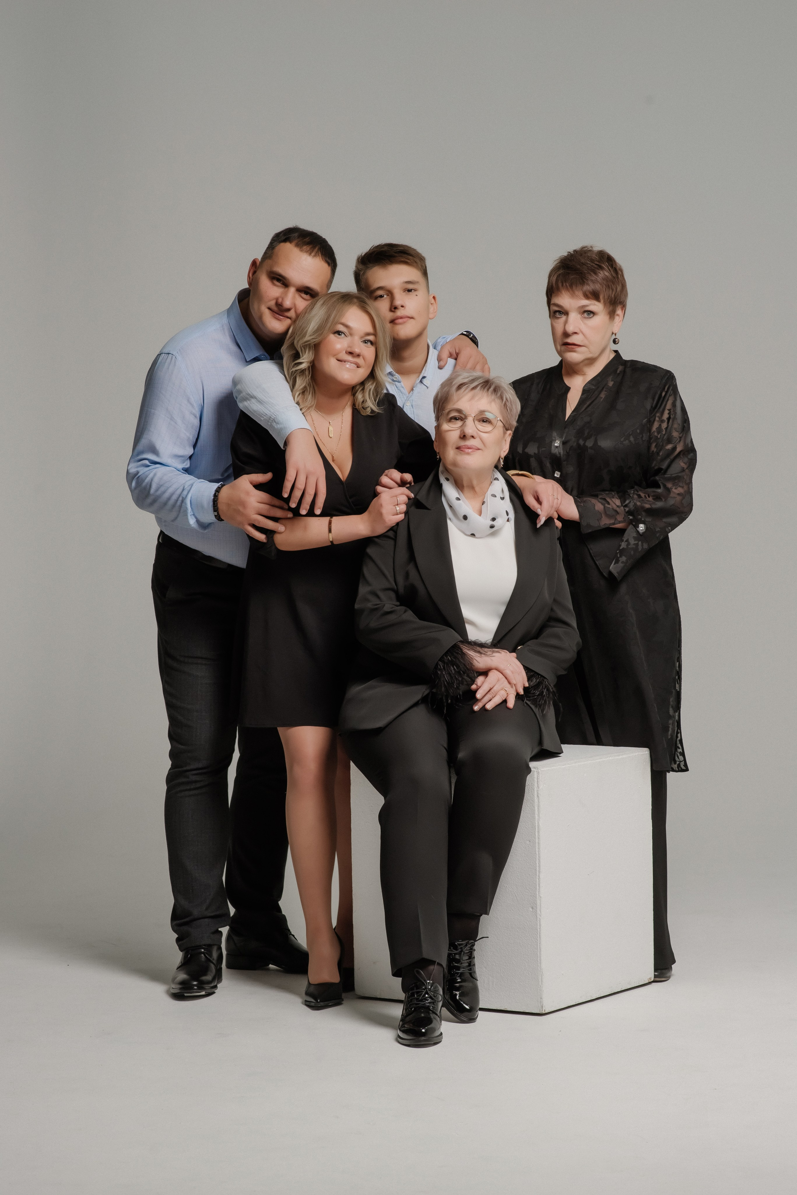 Семейная фотосессия: фотосессия с детьми и съёмка беременности