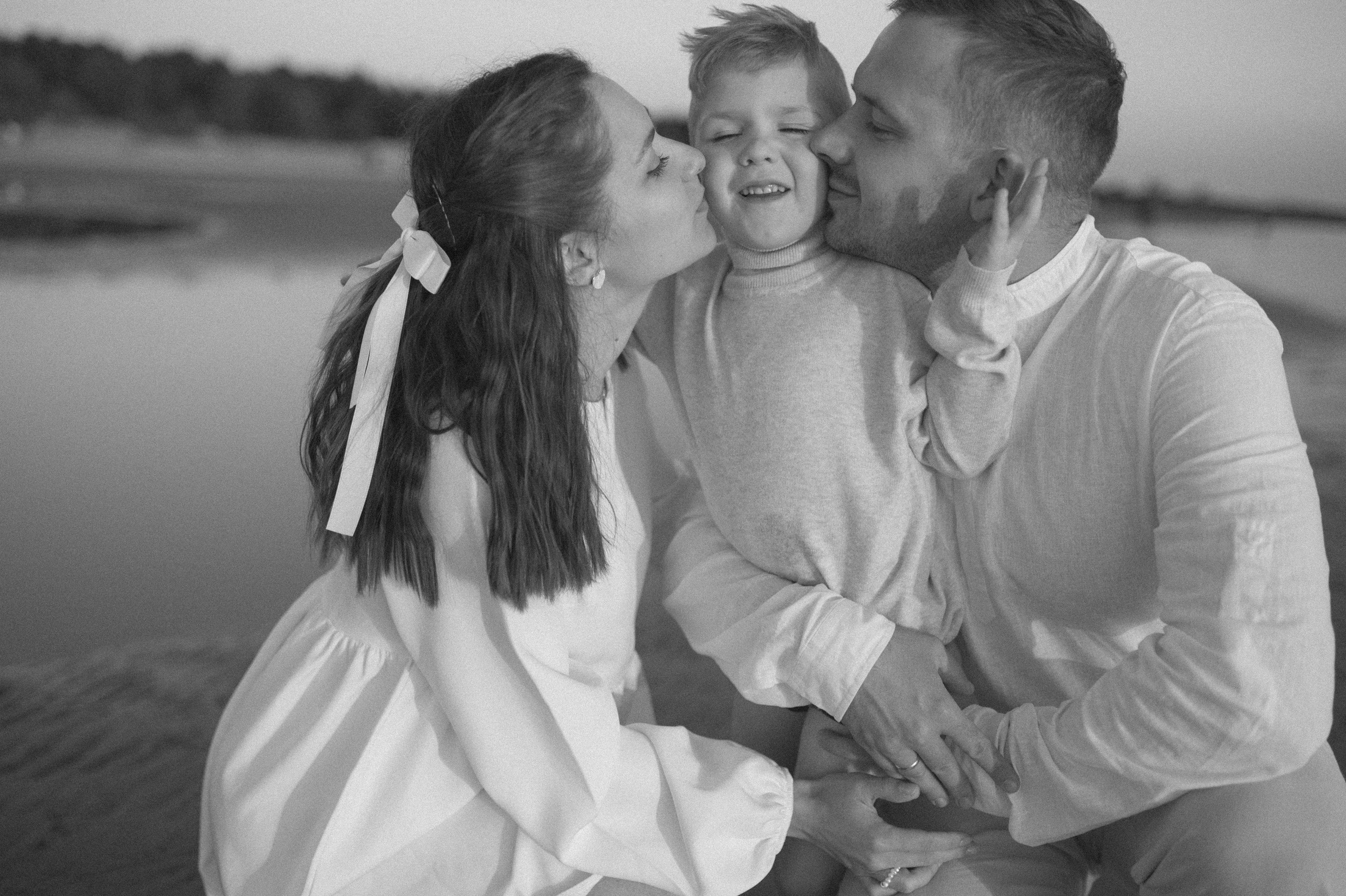 Фотосессия на заливе. Семейный и детский фотограф и видеограф в Санкт-Петербурге Веденина Юл