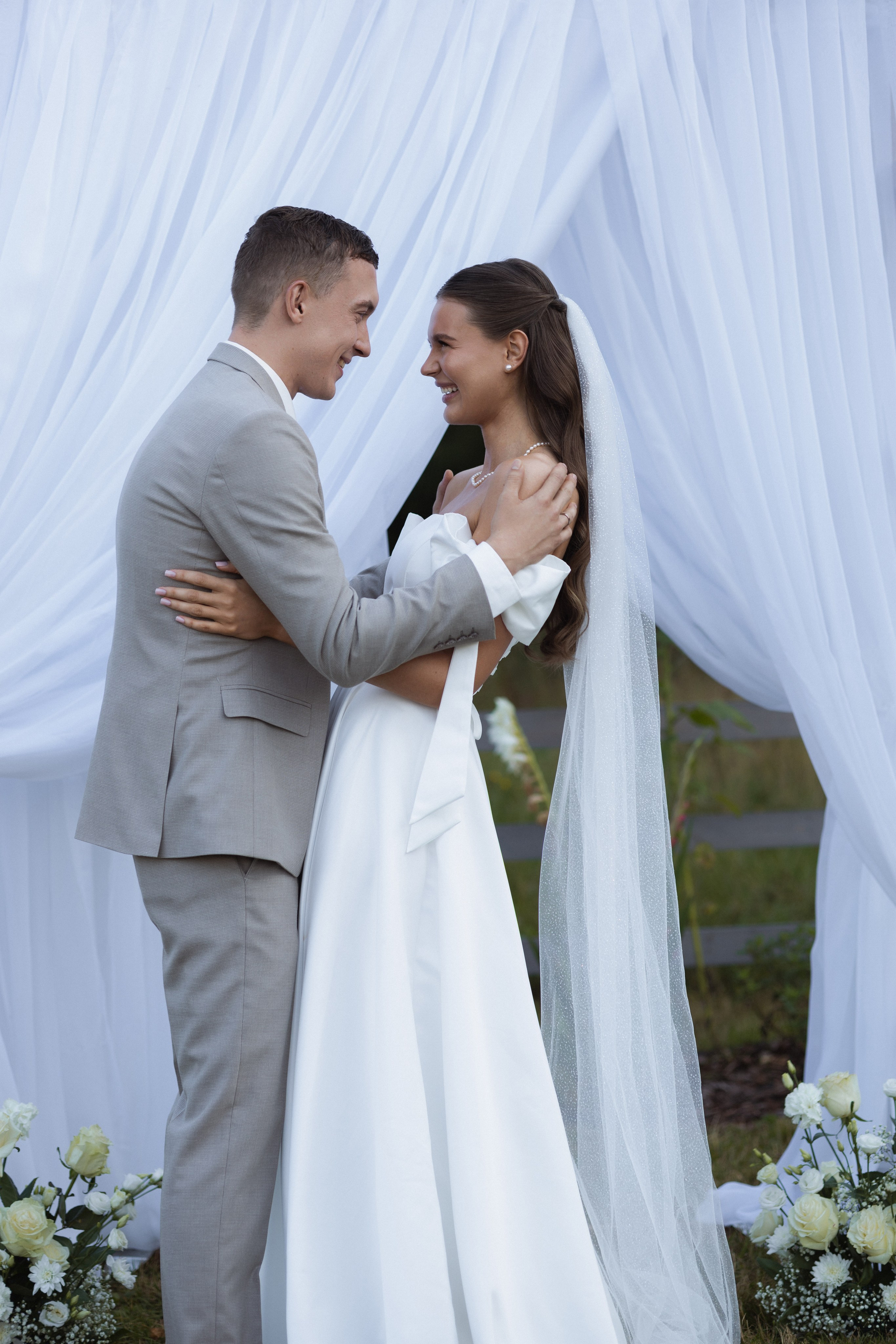 «как же тебя я люблю, сквозь ветер и дым сигарет!». Свадебный и портретный фотограф в Москве Анастасия Тихомирова