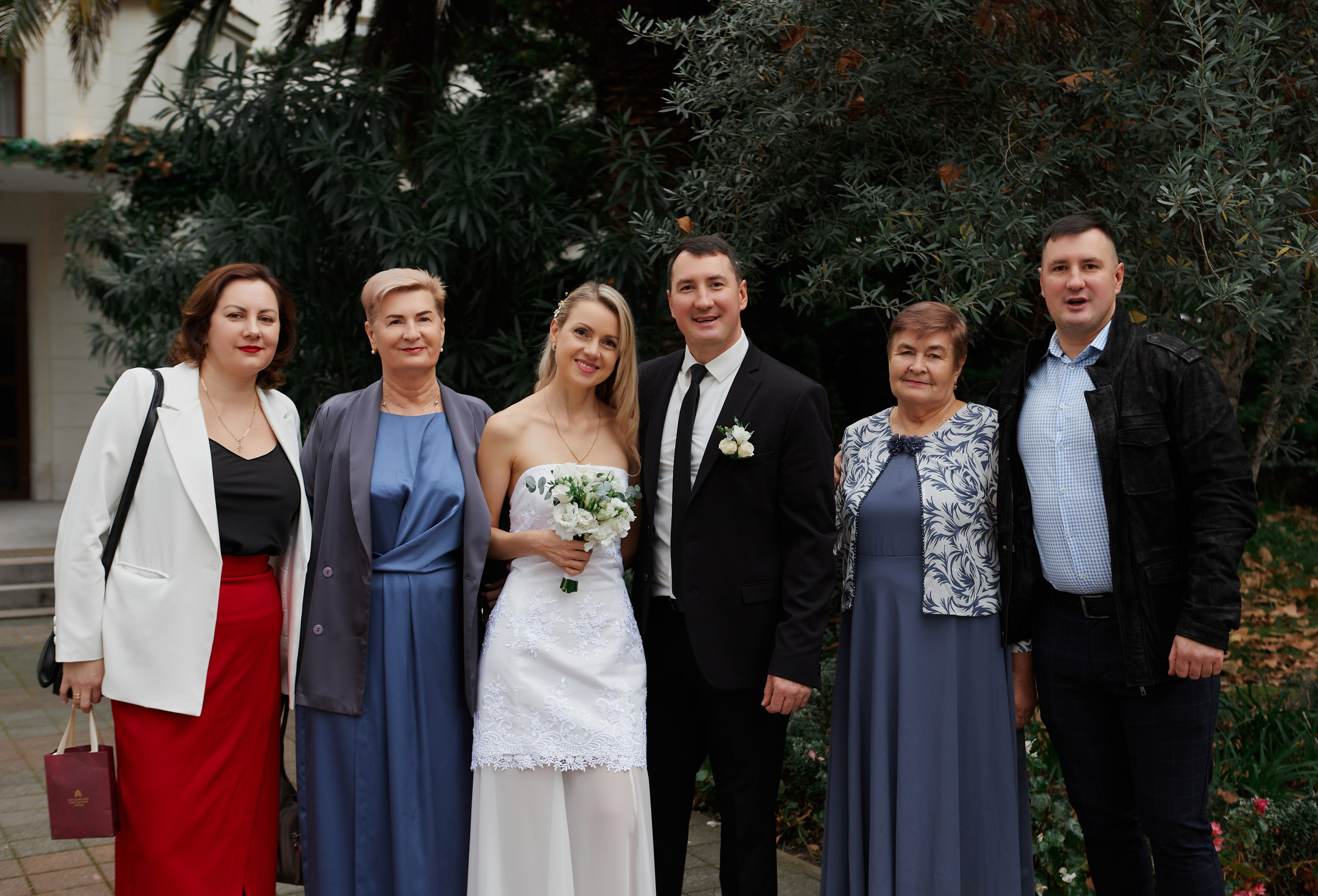 Свадебная фотосессия в Сочи. Фотограф Сочи-Красная поляна. Свадебный и семейный фотограф в Сочи-Красной поляне Ларионова Анна