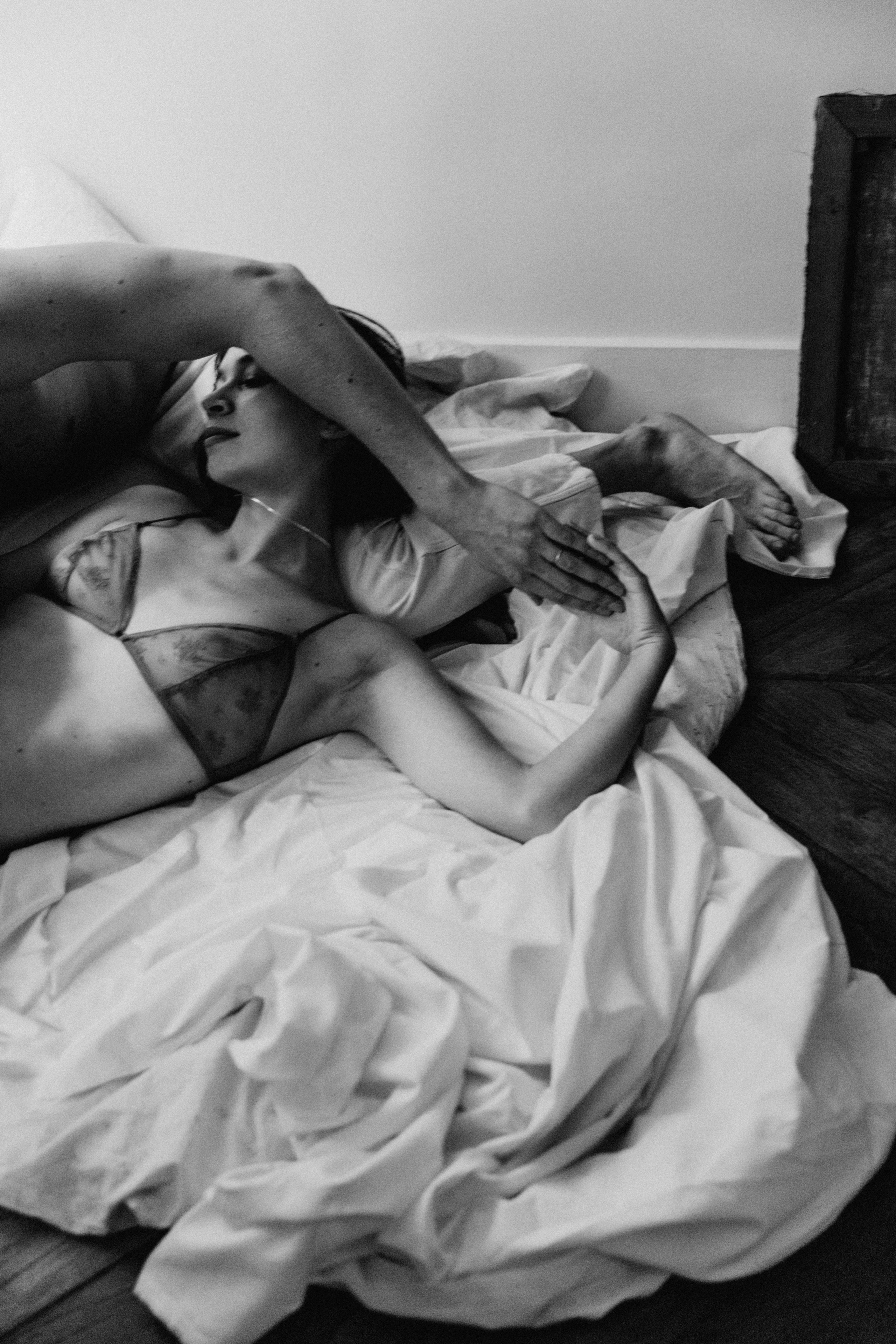 Why am I so crazy about her. Photographer in Paris