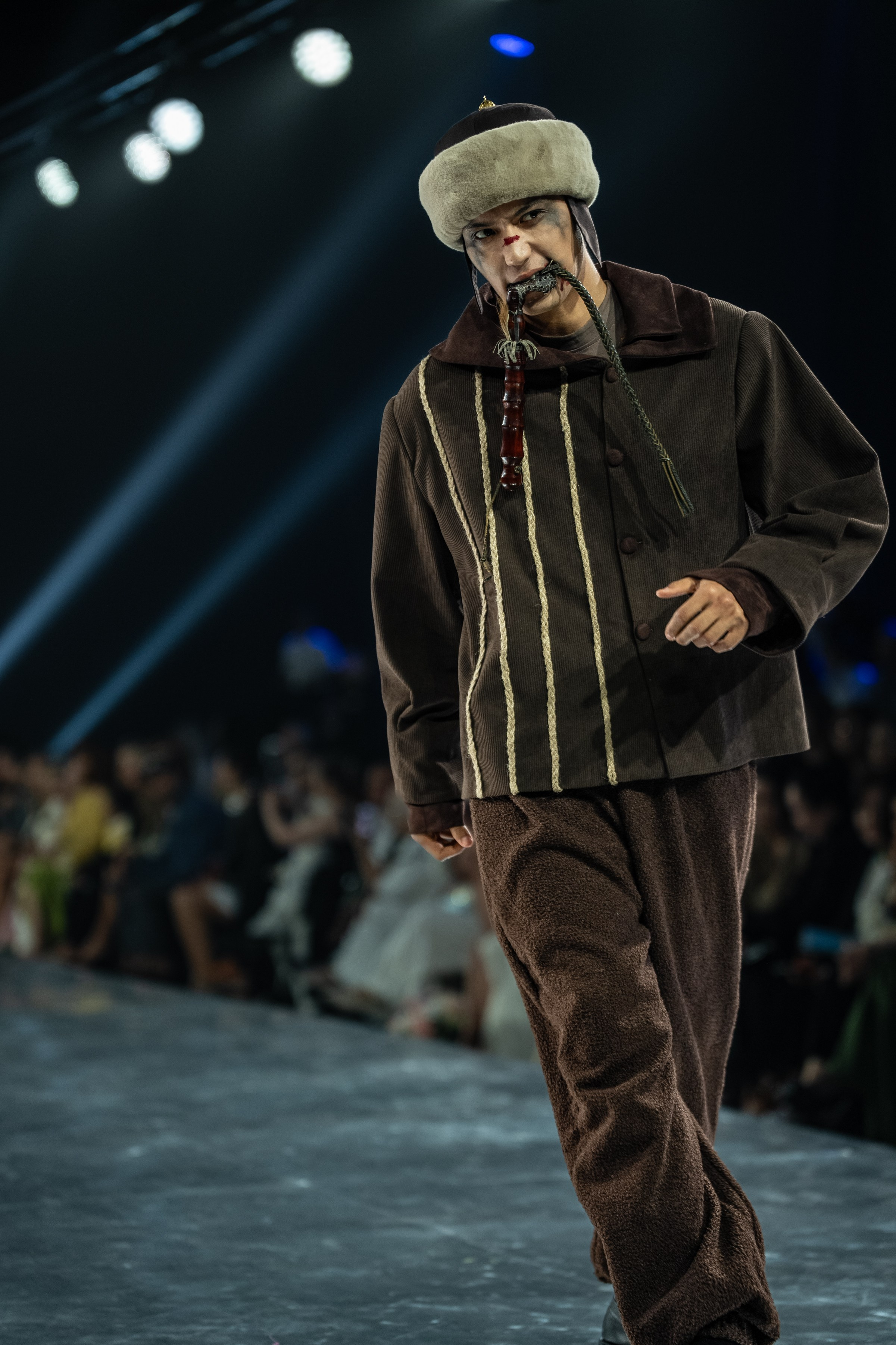 Visa Fashion Week Almaty Pre-Fall 2026 GAZHAIYIP. Сайт Алматинского НЮ АРТ, будуар и фэшн фотографа Дениса Карпенко