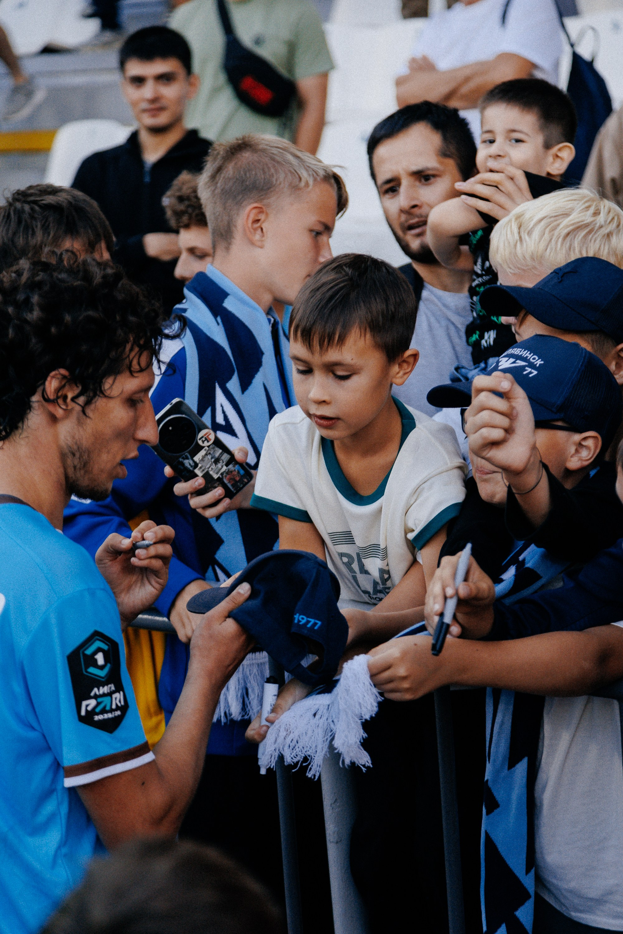 ФК ЧЕЛЯБИНСК Х ФК ВОЛГА. Репортажный фотограф Макс Брагин