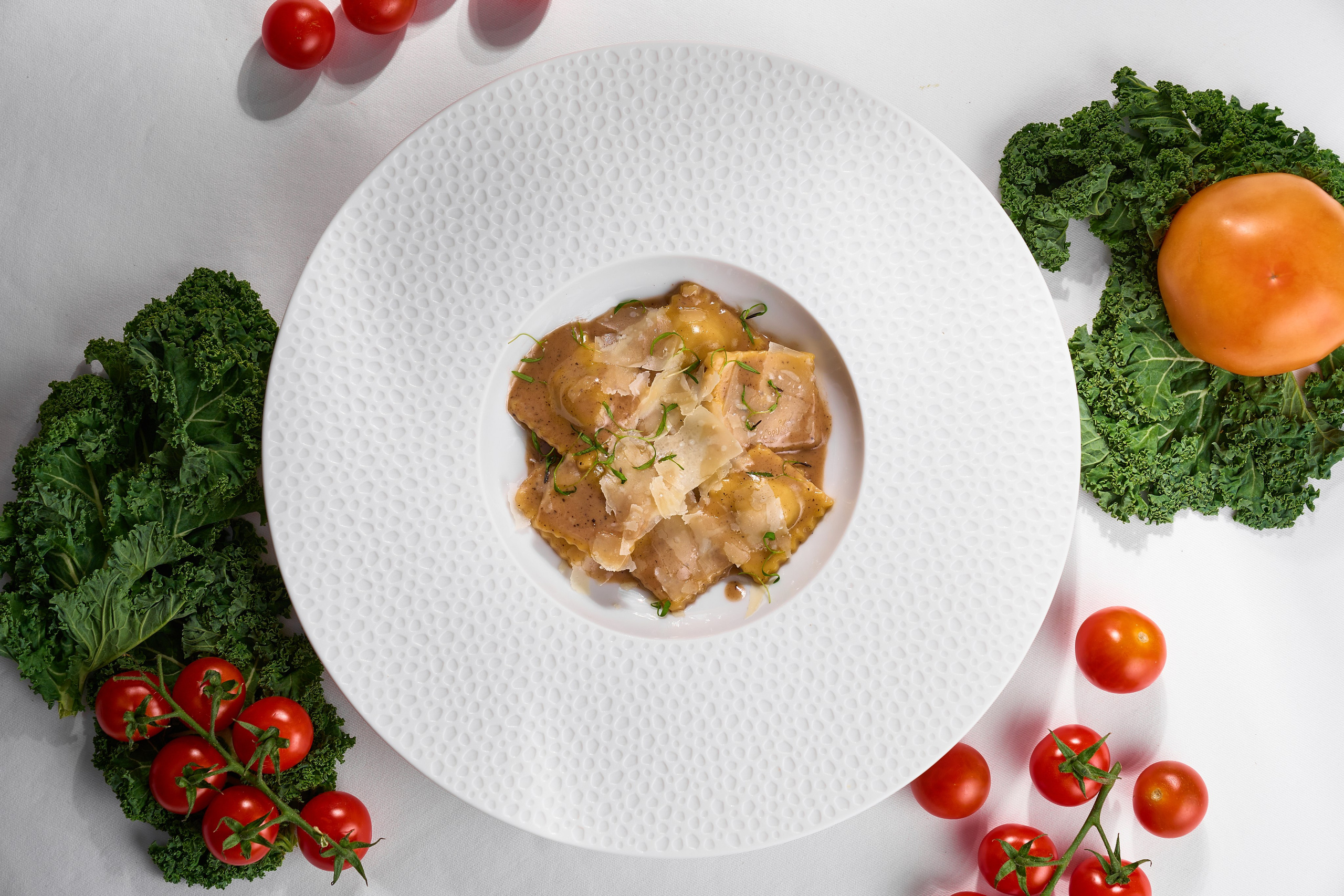 COSMOS ITALY — СЪЕМКА МЕНЮ