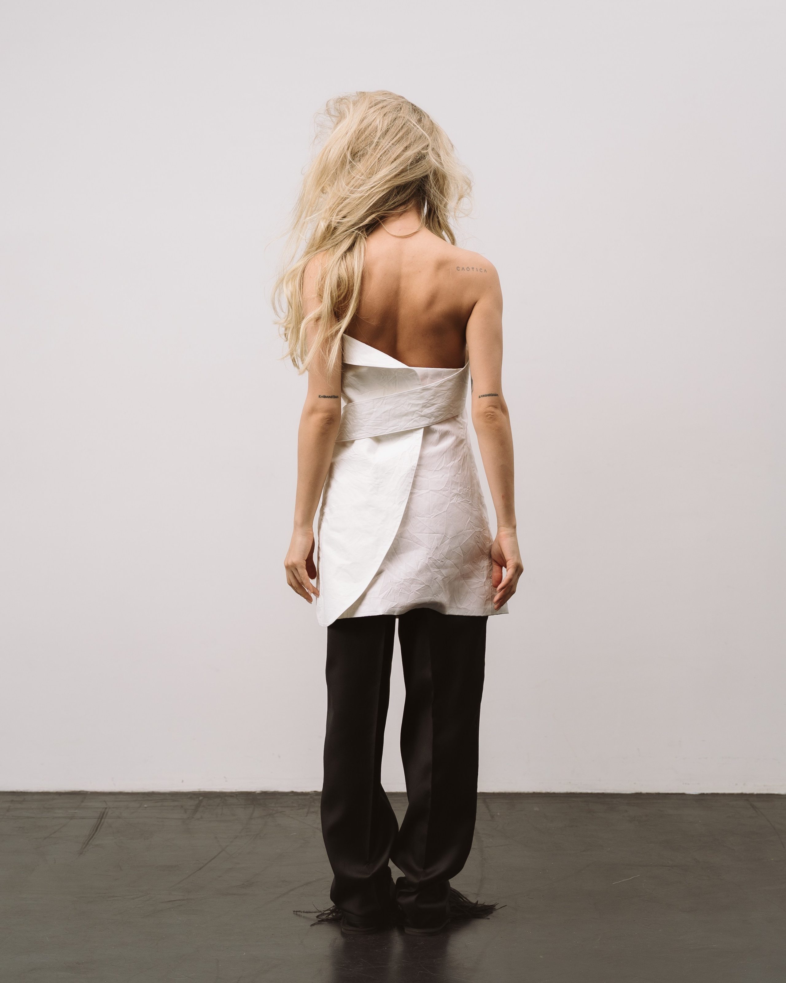 ZO: YOUR INNER PRINCESS. TUTSARKIS — Art Director | Stylist | Photographer