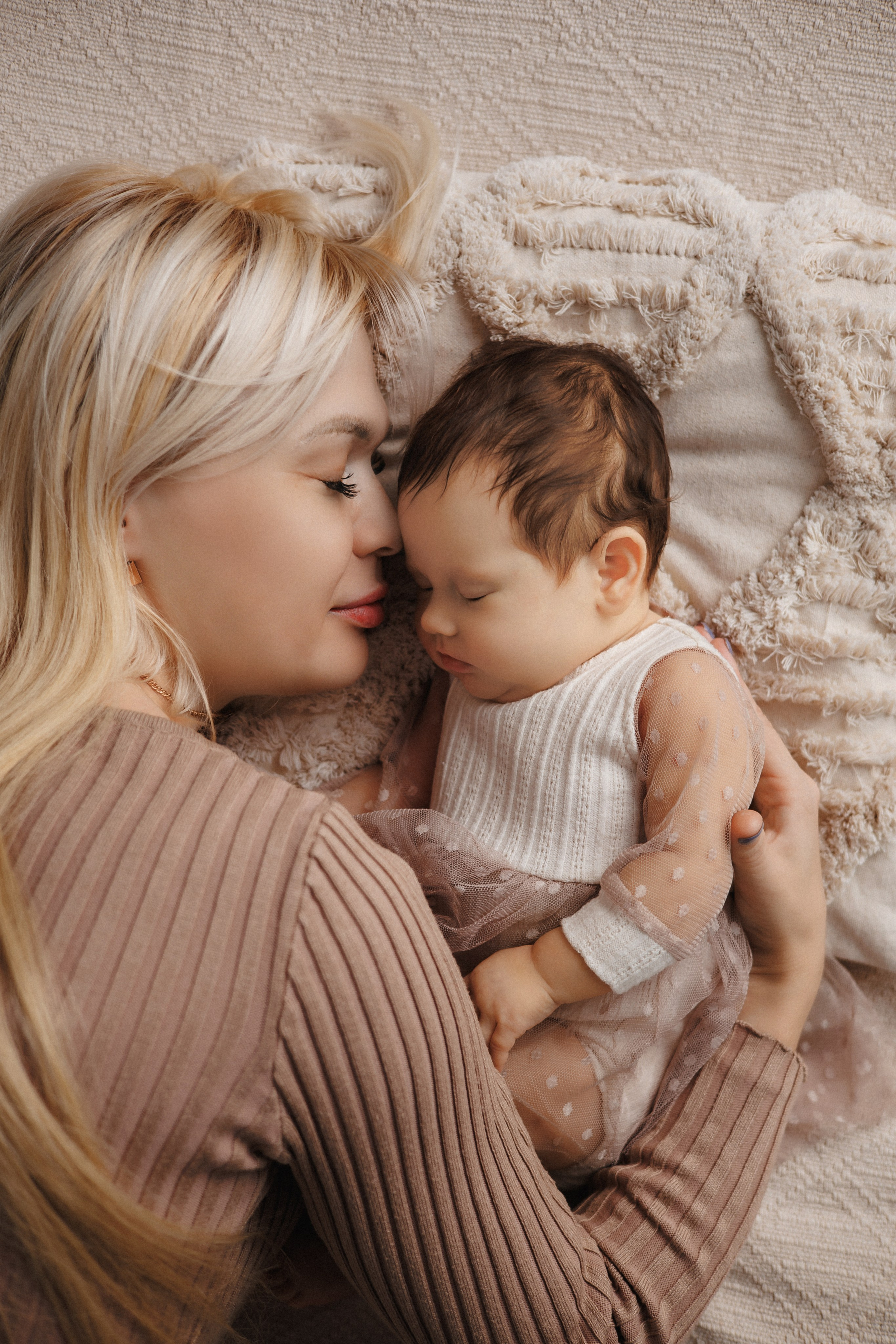 Серафима с мамой, 2 месяца. Фотограф новорождённых Екатерина Боброва. Ульяновск