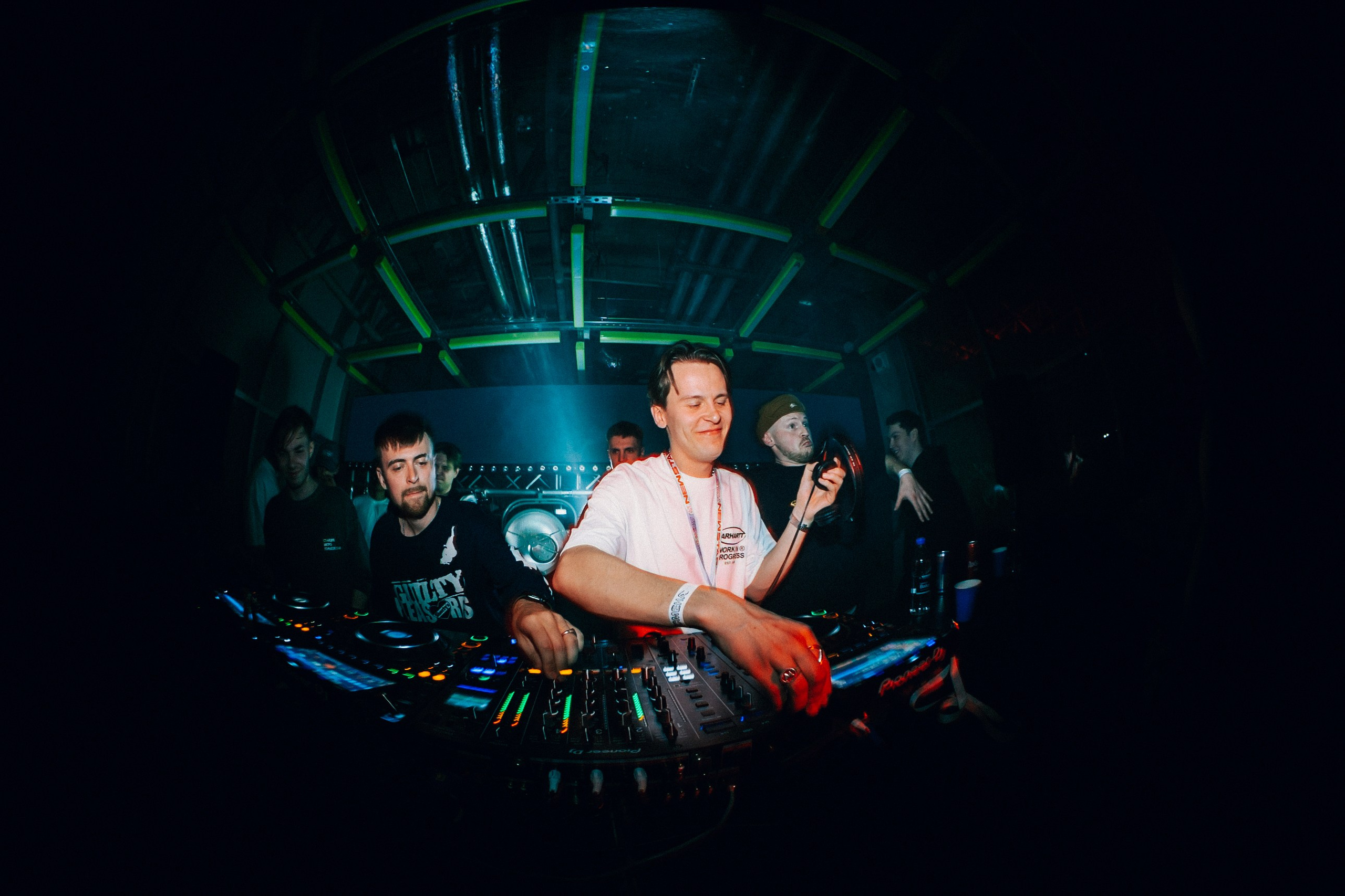 Ночная смена. Главная