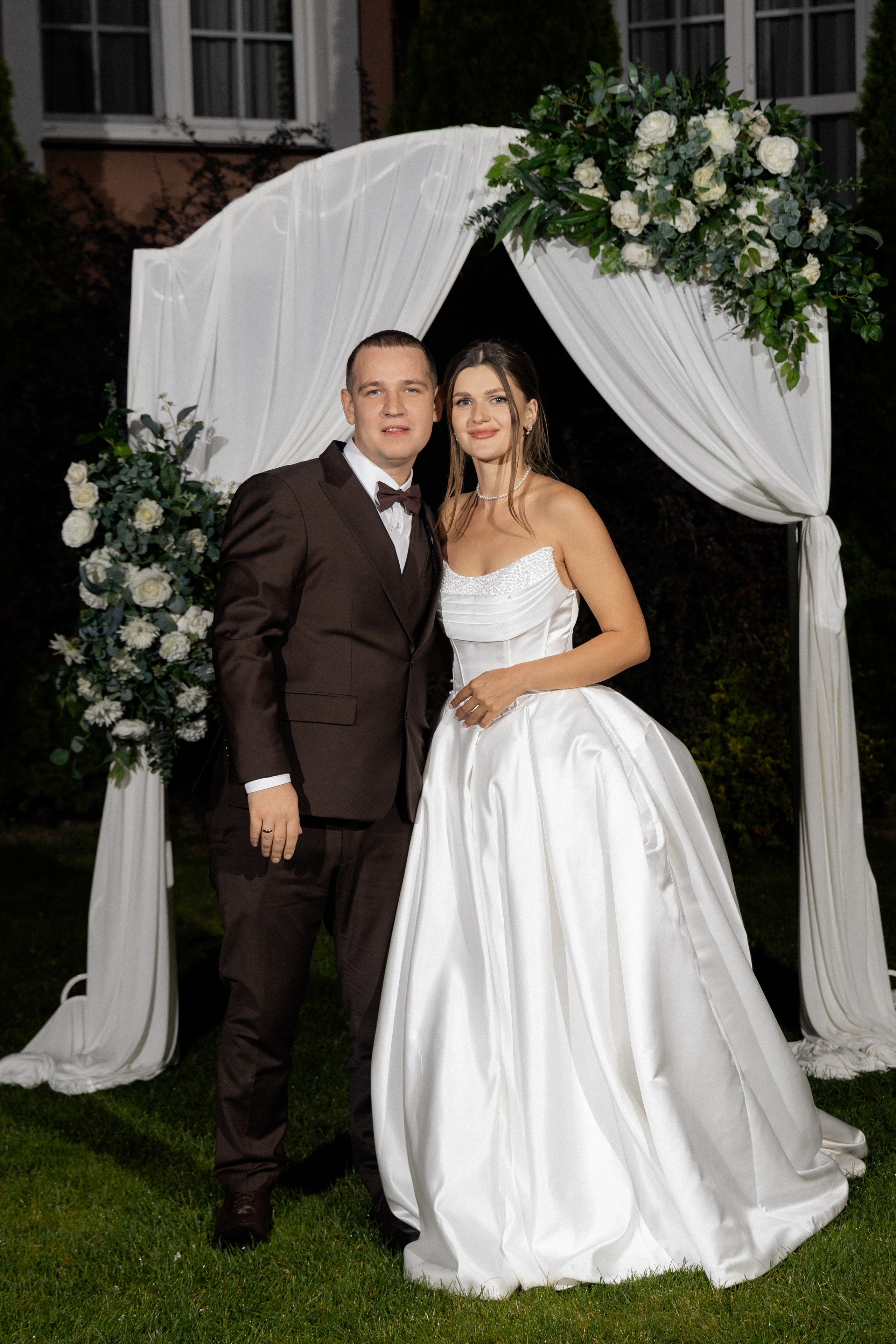 Свадебная фотосессия Анастасии и Игоря в Усадьбе Легенда. Свадебный фотограф в Минске/Беларуси Сергей Спиридонов