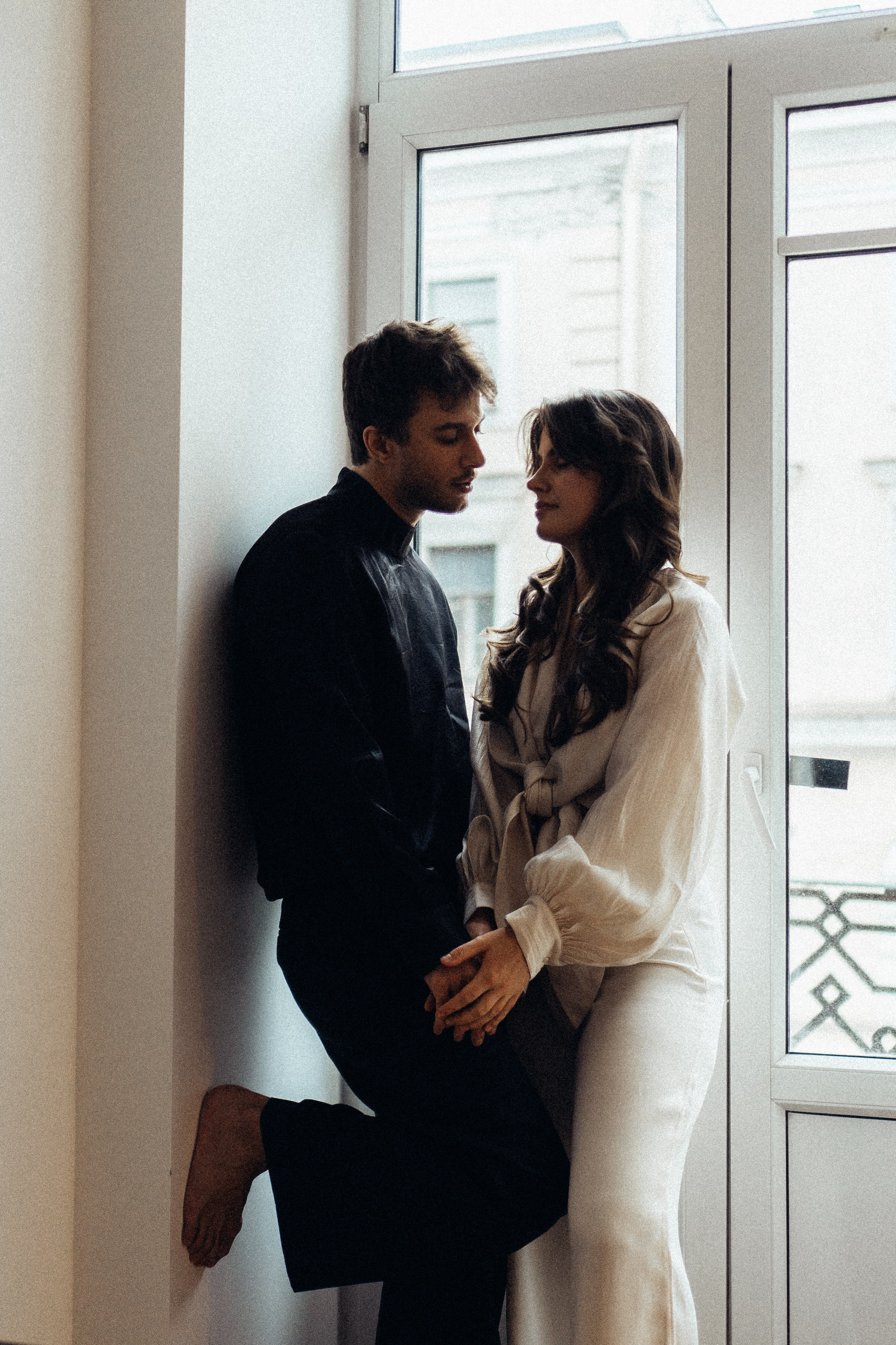 УТРО ЖЕНИХА И НЕВЕСТЫ В ПИТЕРСКОЙ КВАРТИРЕ И СЬЕМКА С СВАДЕБНЫХ ОБРАЗАХ. Профессиональный фотограф, Санкт-Петербург — Виктория Богомолова