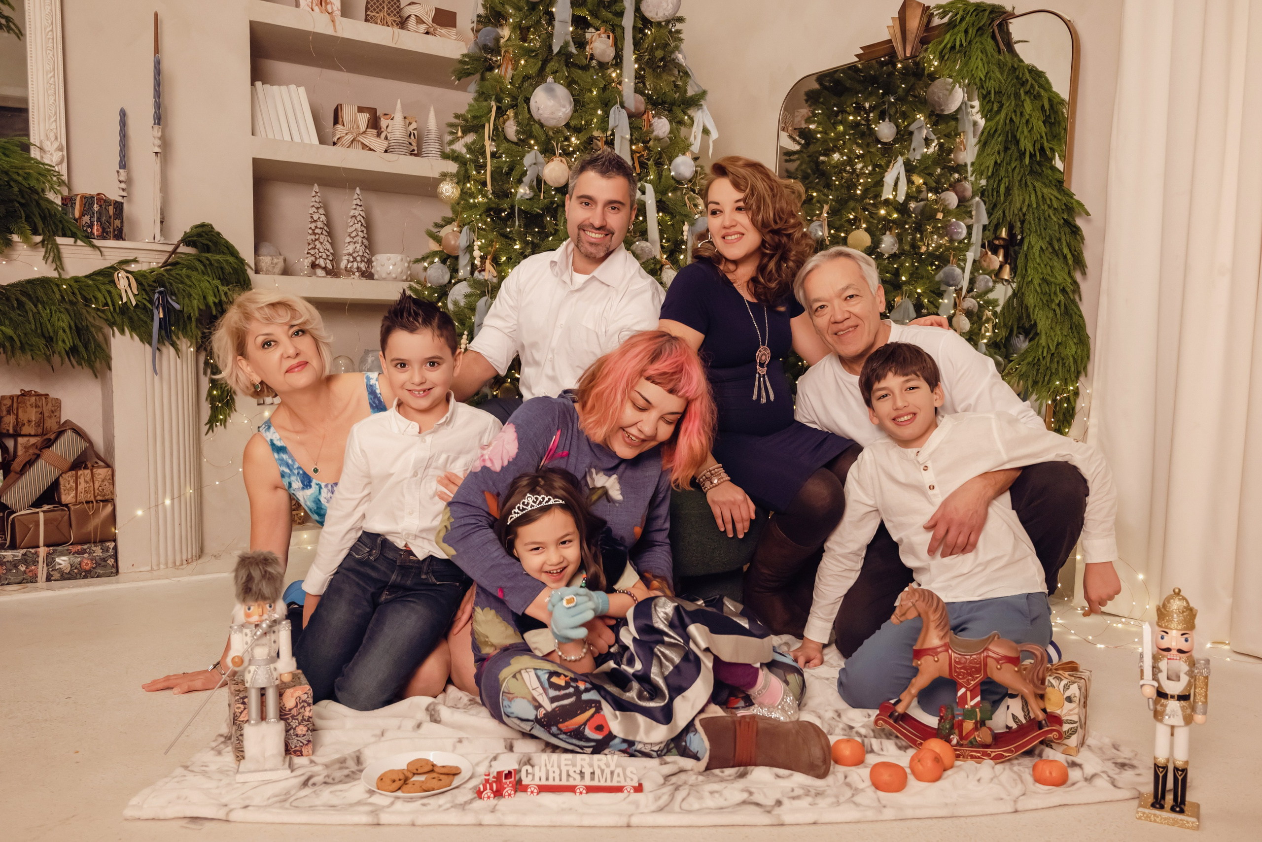 New Year's photo shoot. Family Photographer in Toronto — Natural Family & Lifestyle Photography | Khorosheva Irina