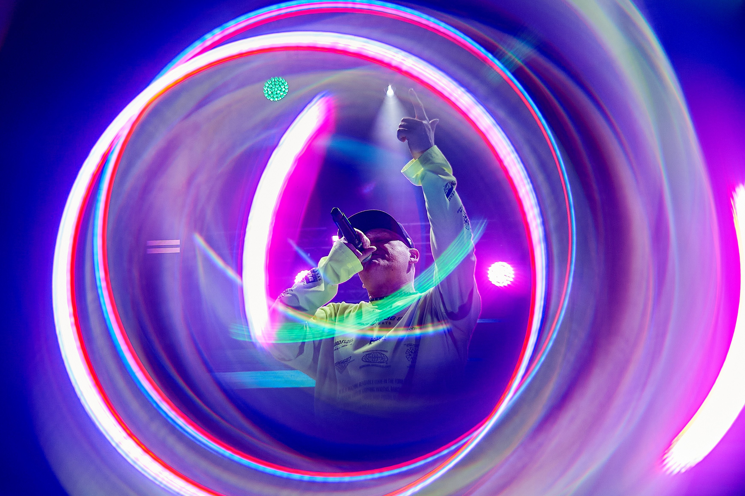 Супердискотека 90-х в Красноярске RECORD. Фотограф Москва Concerts photo / Fashion photо