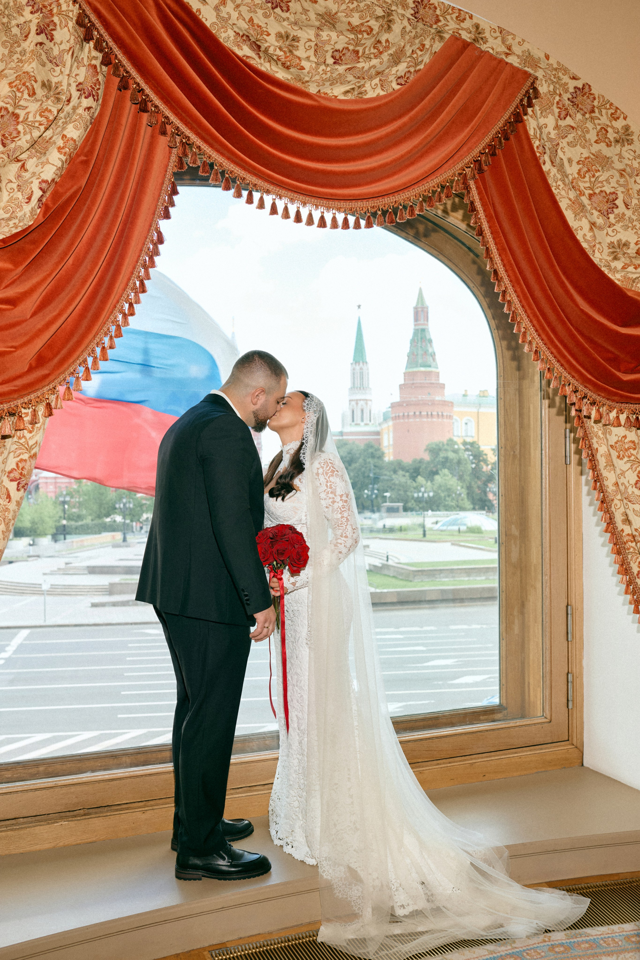 Артем & Валерия. Сестры Карабаза. Фотографы и ретушеры в Москве и Санкт-Петербурге