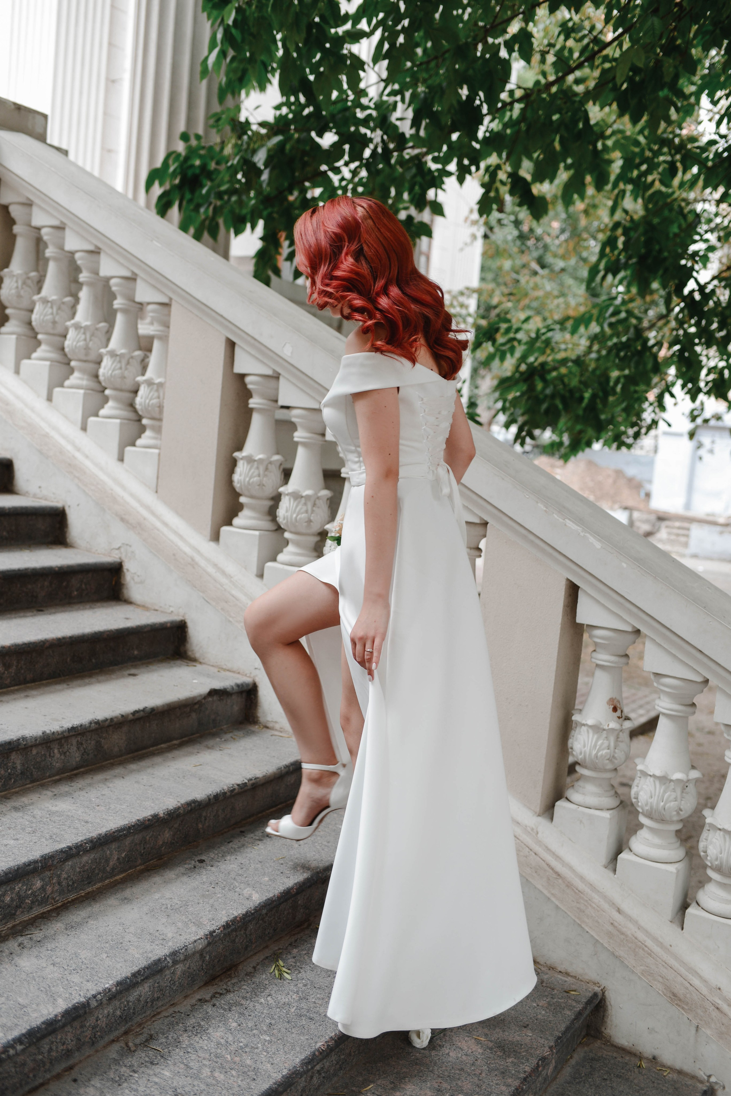 Свадебная прогулка по городу. Фотограф Ярута Оксана / Ростов-на-Дону