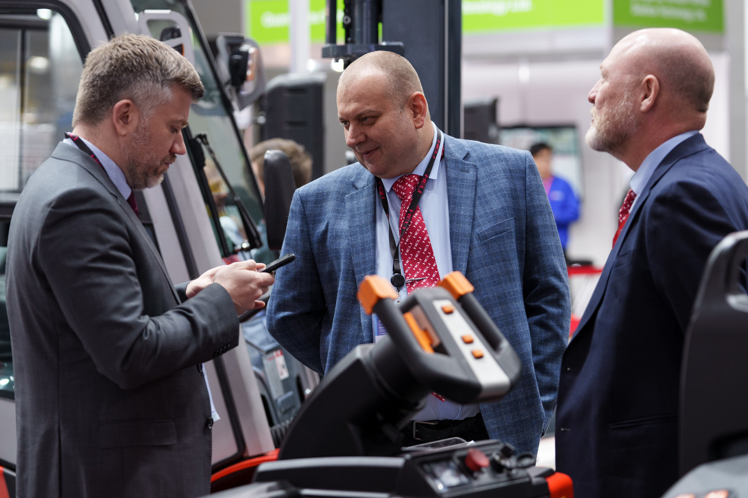 HELI. Стенд в Крокус Экспо. Фотограф Саша Блюз