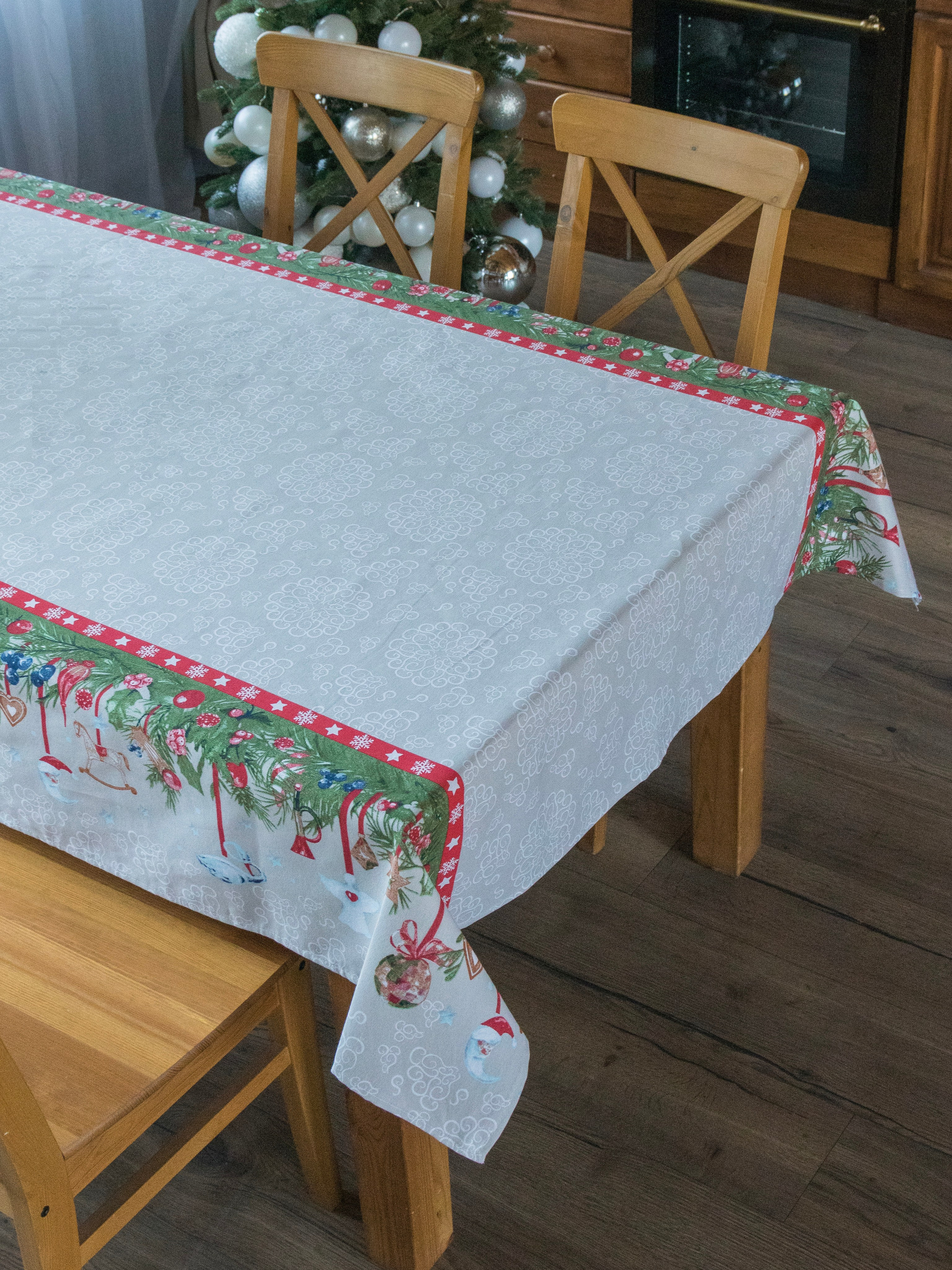 Скатерть новогодняя. Фотостудия для Wildberries Ozon