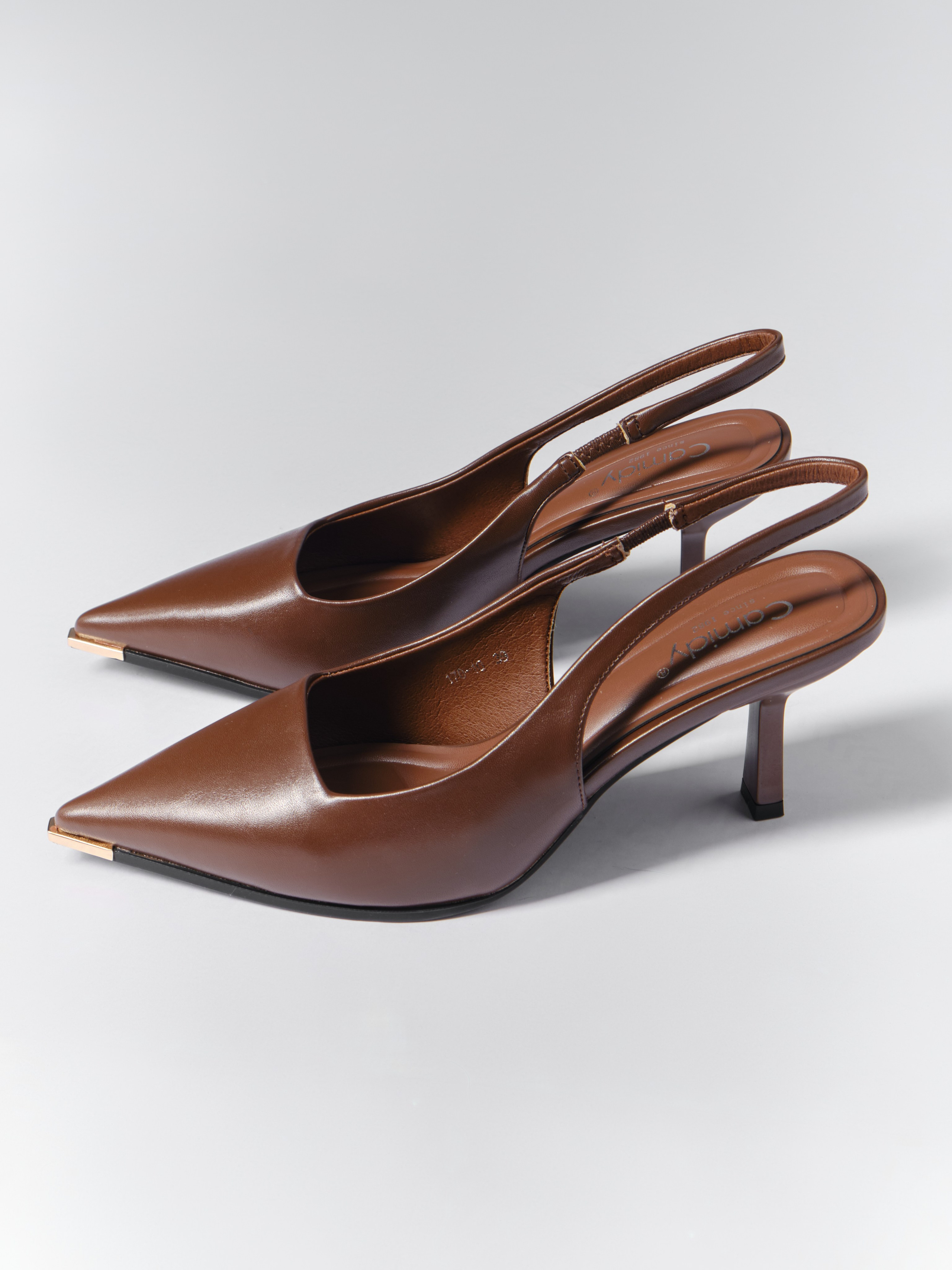 Женские туфли. Фотостудия для Wildberries Ozon