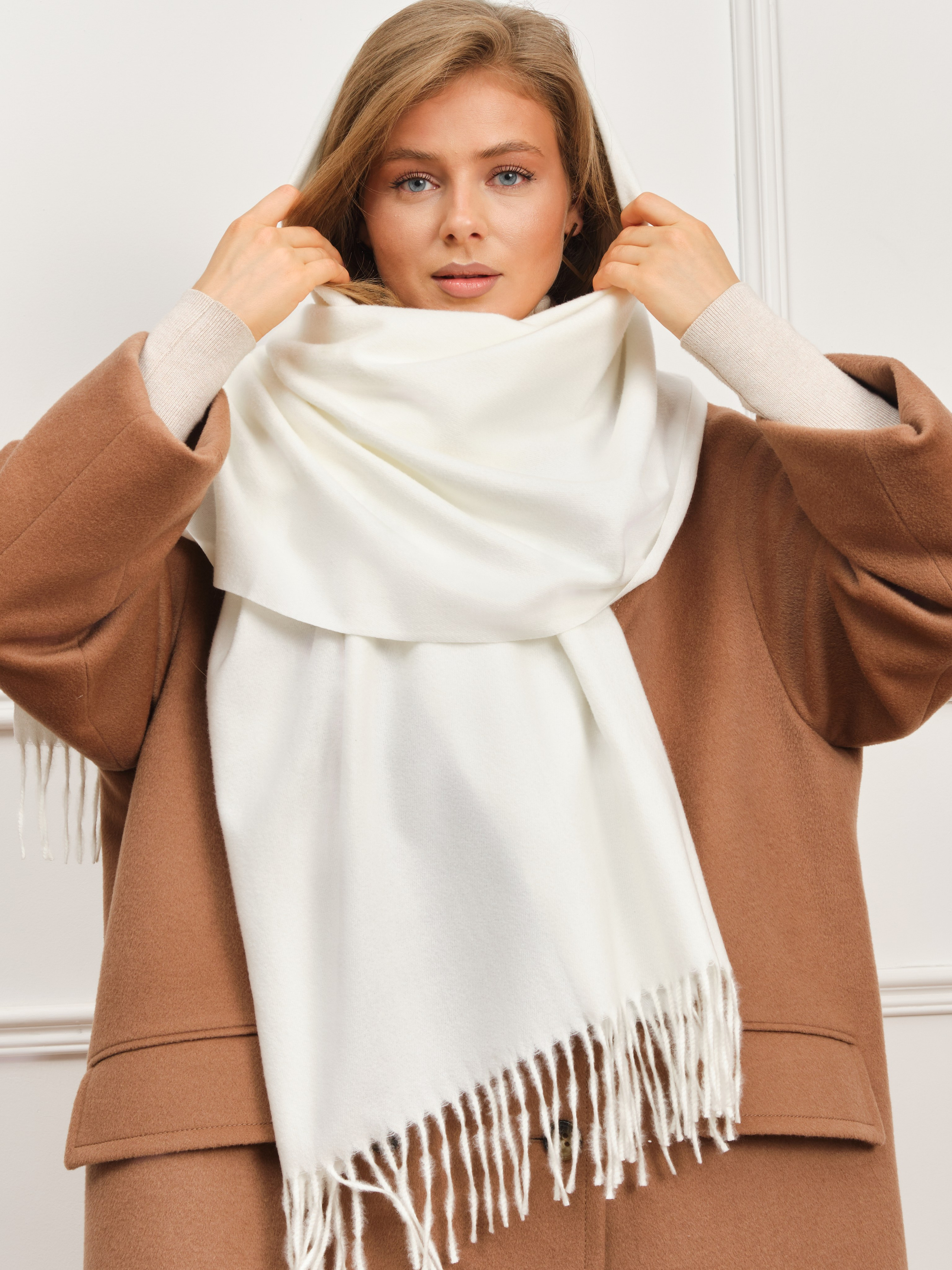 Шарфы женские. Фотостудия для Wildberries Ozon