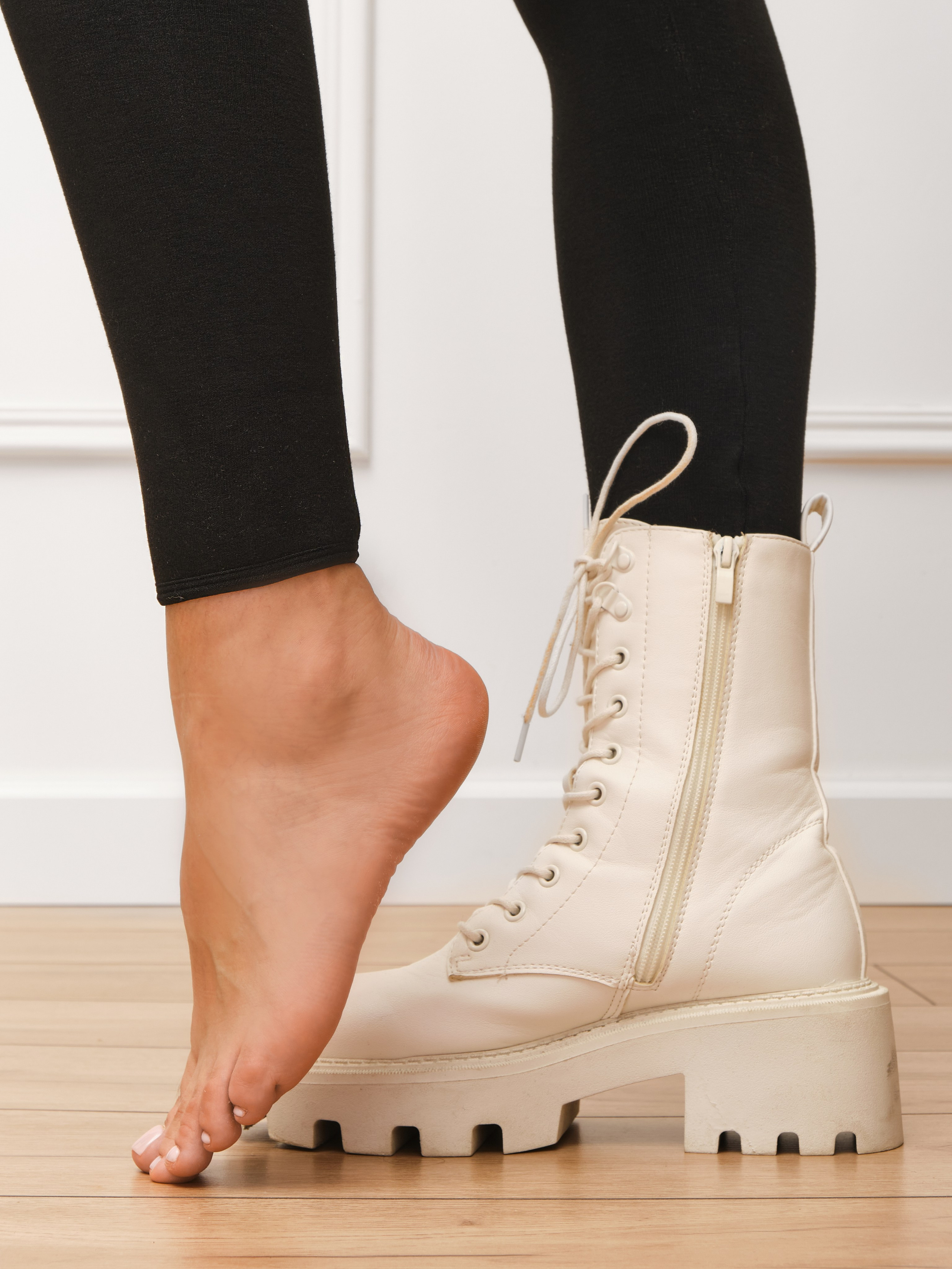 Легинсы. Фотостудия для Wildberries Ozon