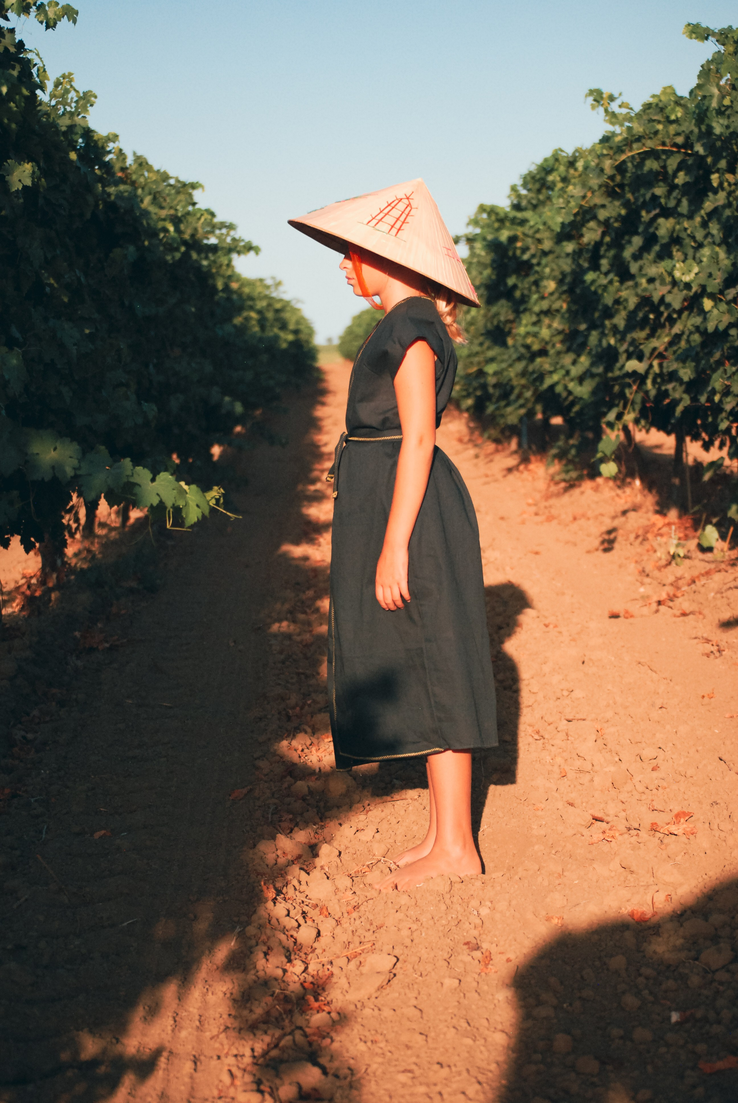 Таманский полуостров.Фотопрогулка виноградник.Арина. Индивидуальная и Семейная Фотосъёмка для каждого