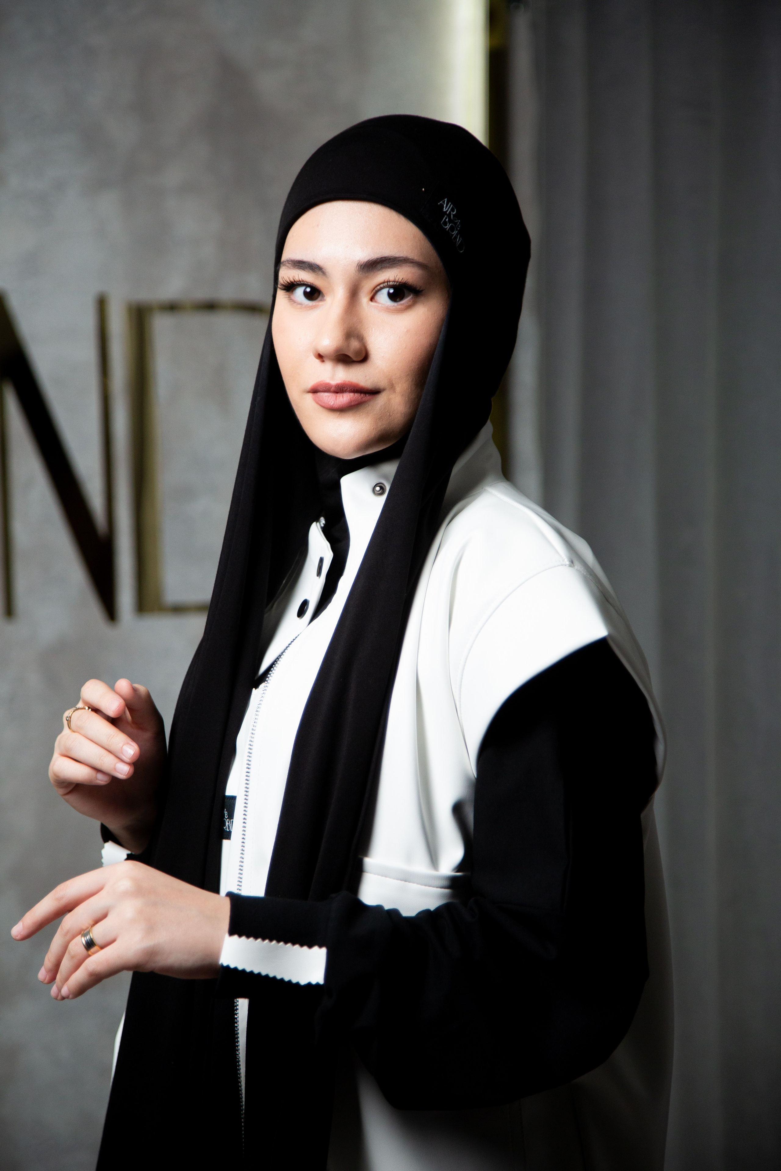 Реклама ближневосточной одежды. Натан Супервайзер по Продакшену