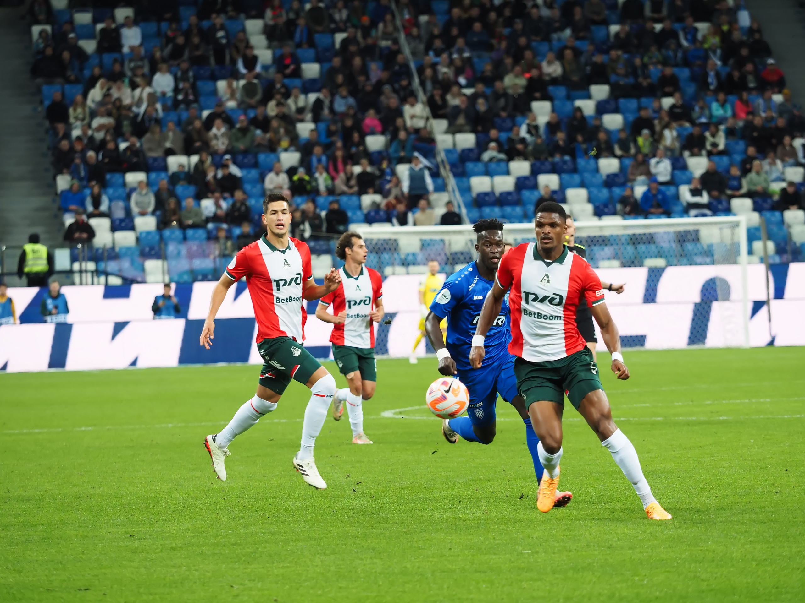 Футбол (РПЛ). Репортажный фотограф Алексей Козьмин