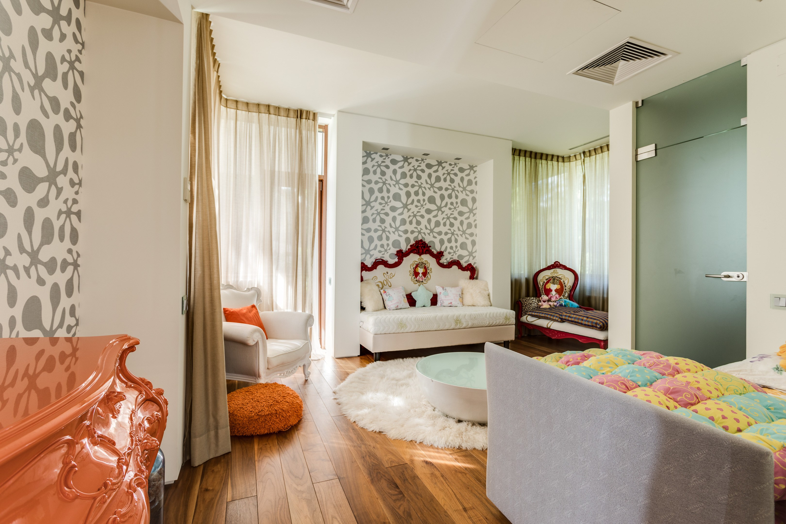 Частный дом с бассейном. Андрей Дунин | Предметная, портретная и интерьерная съёмка