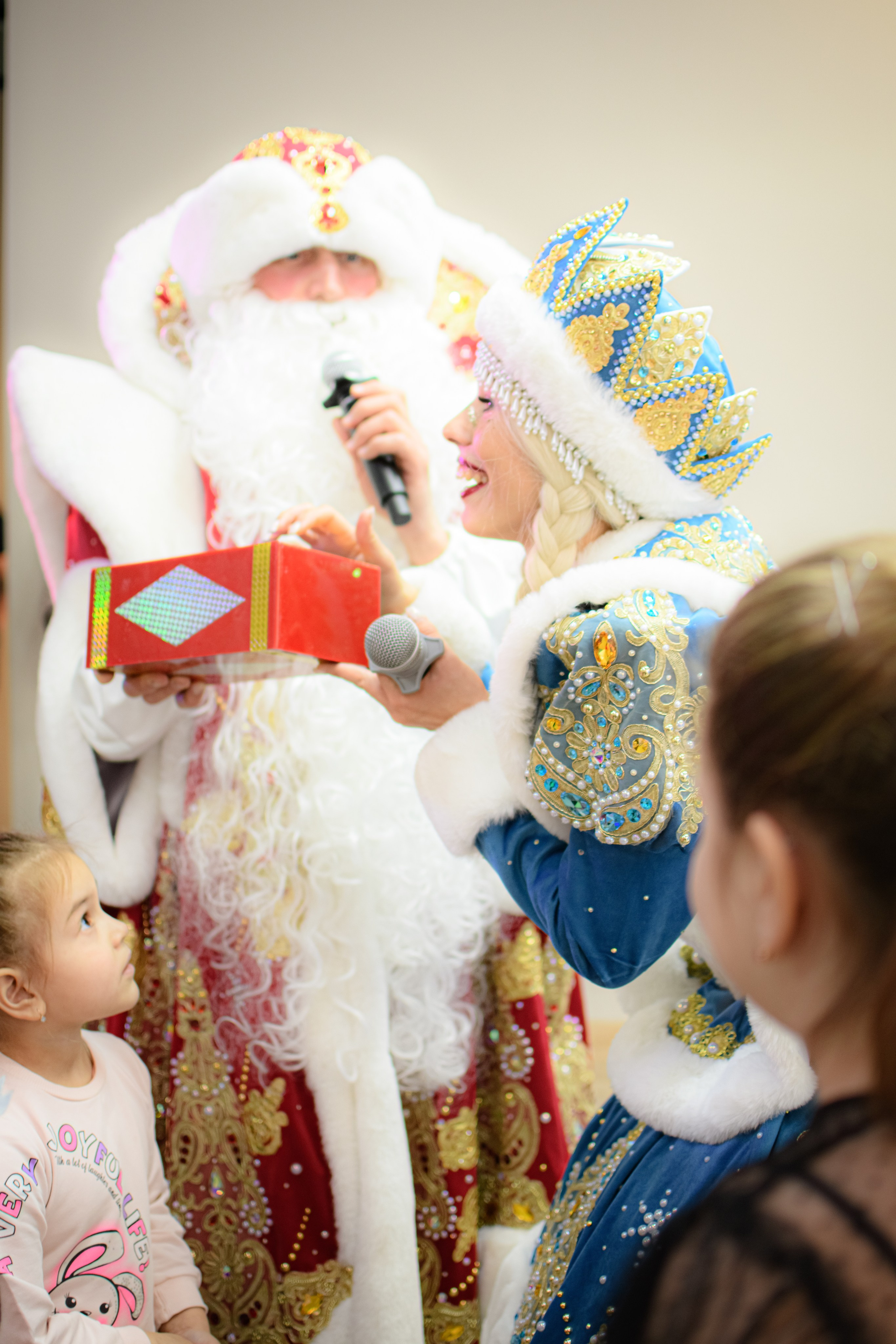 HAPPY NEW YEAR. Photokarish