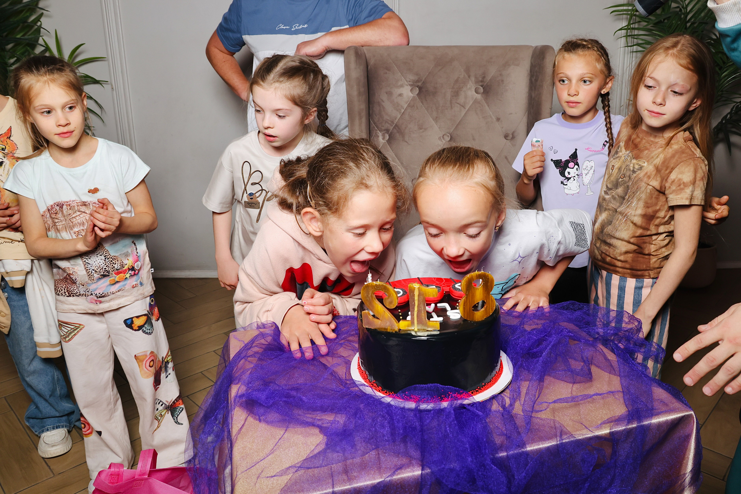 День рождения Ники и Софьи 8 и 12 лет. Фотограф Алексей Солопов