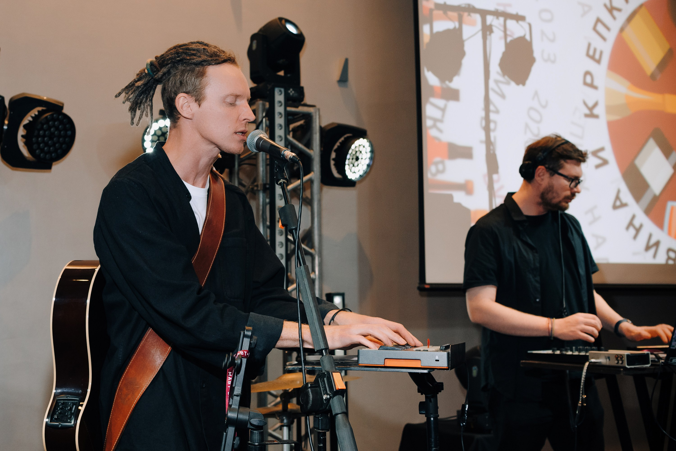 ФЕСТИВАЛЬ ВИНА И КРЕПКИХ НАПИТКОВ МАВТ-ВИНОТЕКА. Репортажный фотограф Зуев Роман г. Челябинск